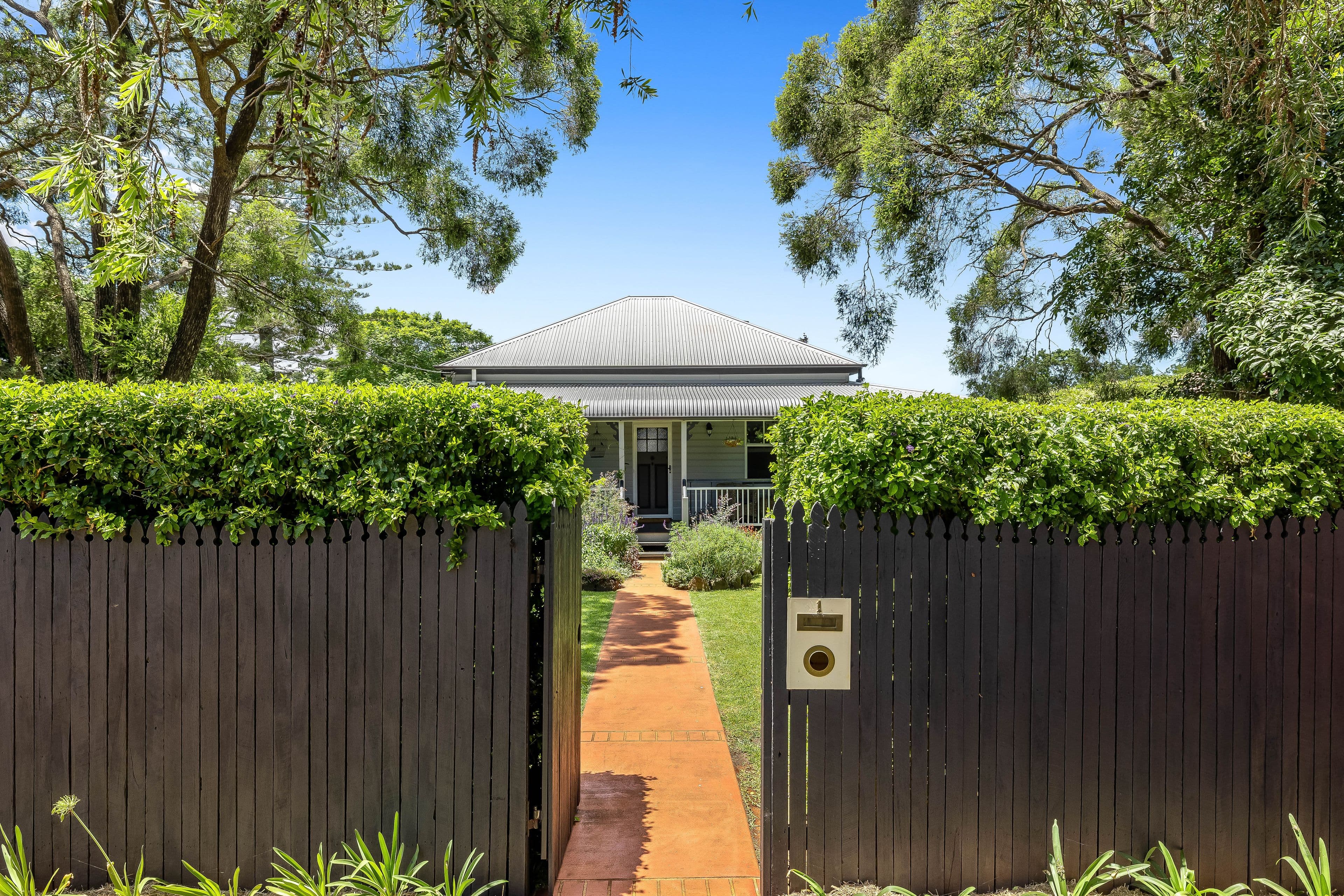 1 Wallace Street, Newtown QLD 4350, Newtown - Thumbnail 3