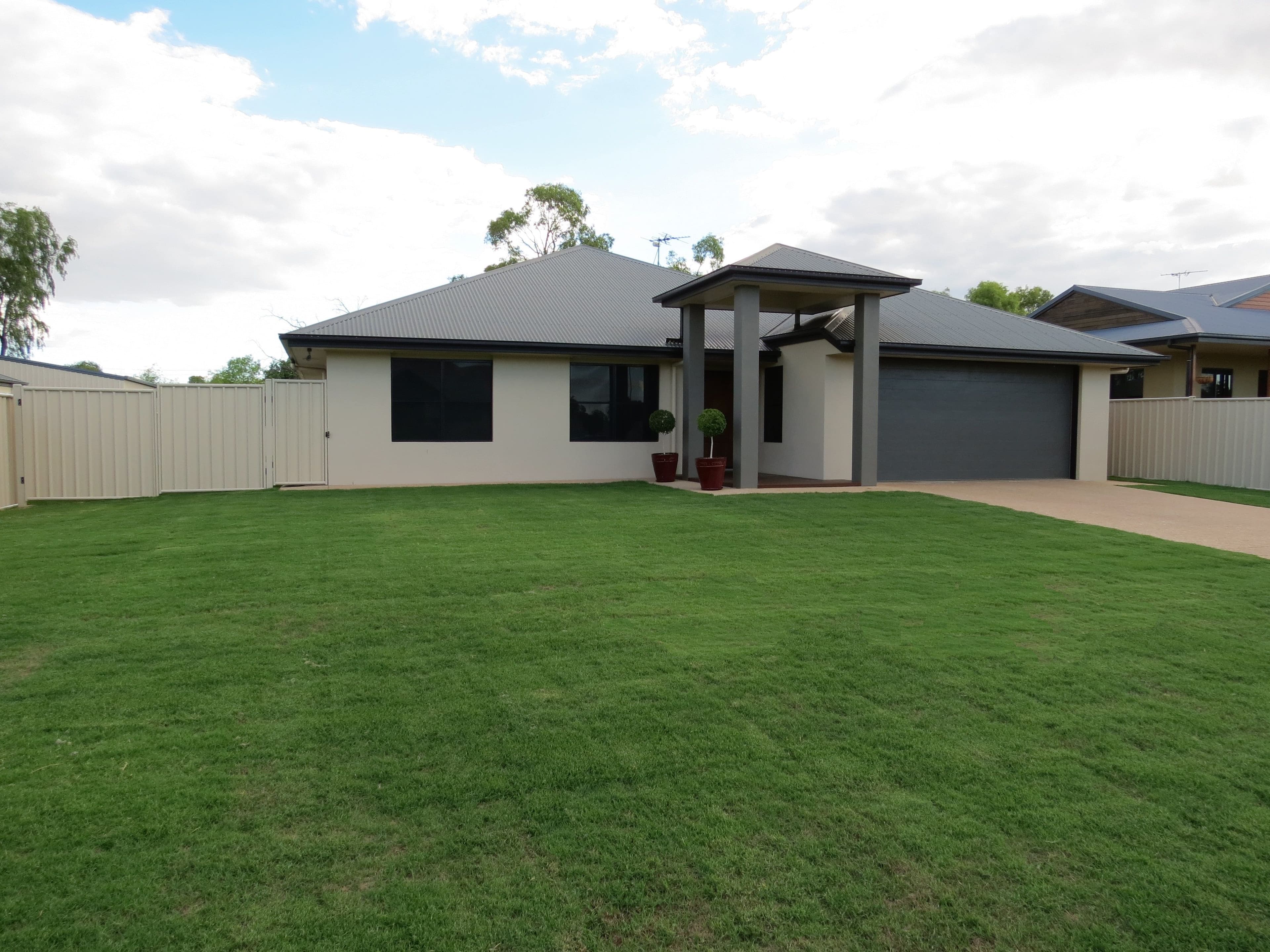 3 Carrington Place, Emerald QLD 4720, Emerald - Image 1