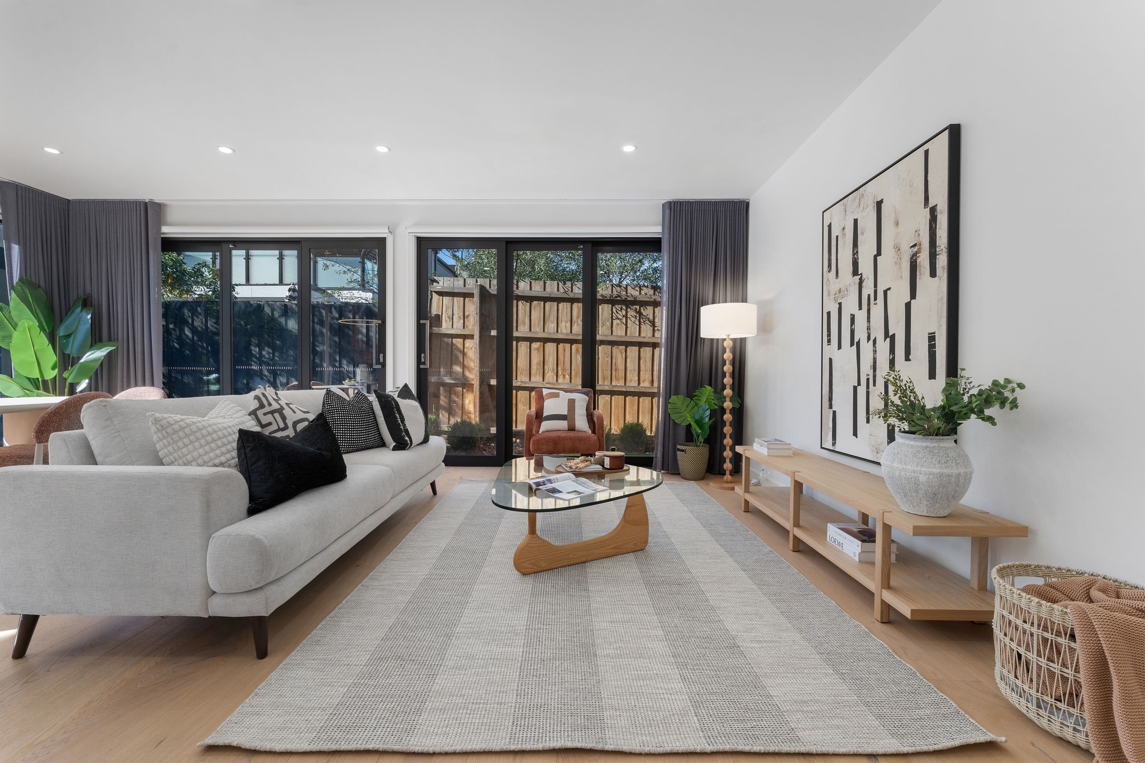 14 Hollsmoor Road, Camberwell VIC 3124, Camberwell - Thumbnail 3