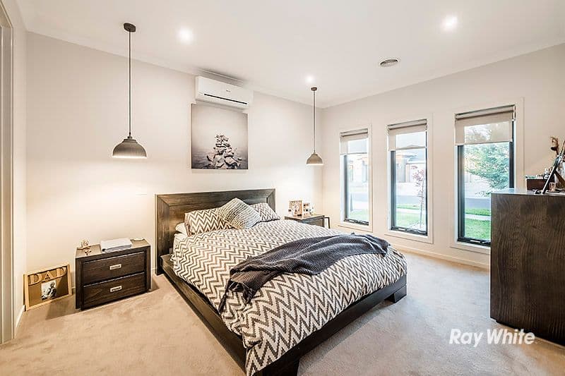 3 Aphrodite Way, Cranbourne West VIC 3977, Cranbourne West - Thumbnail 6