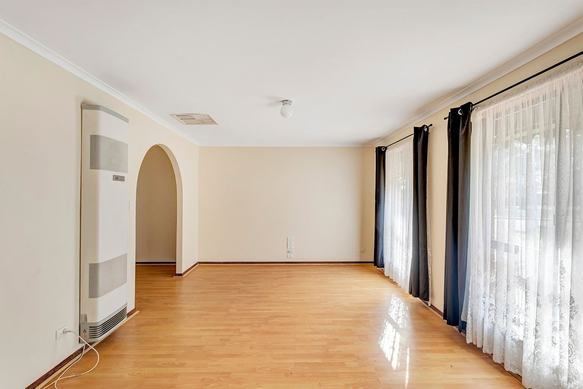 24 Tareena Street, Craigmore SA 5114, Craigmore - Thumbnail 6