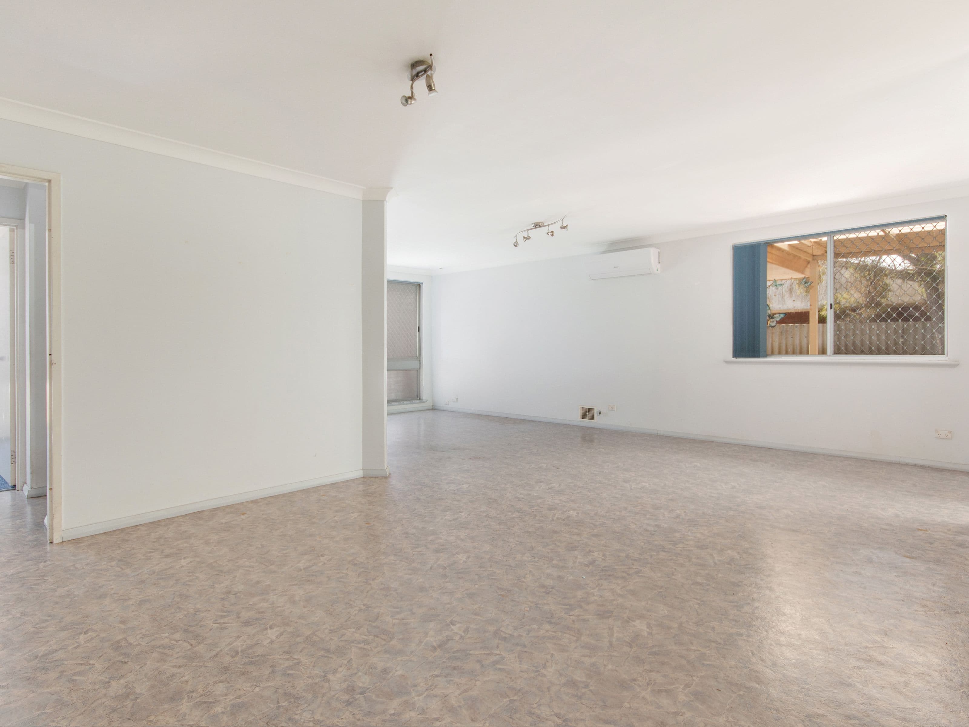 20 Willmott Drive, Cooloongup WA 6168, Cooloongup - Thumbnail 6