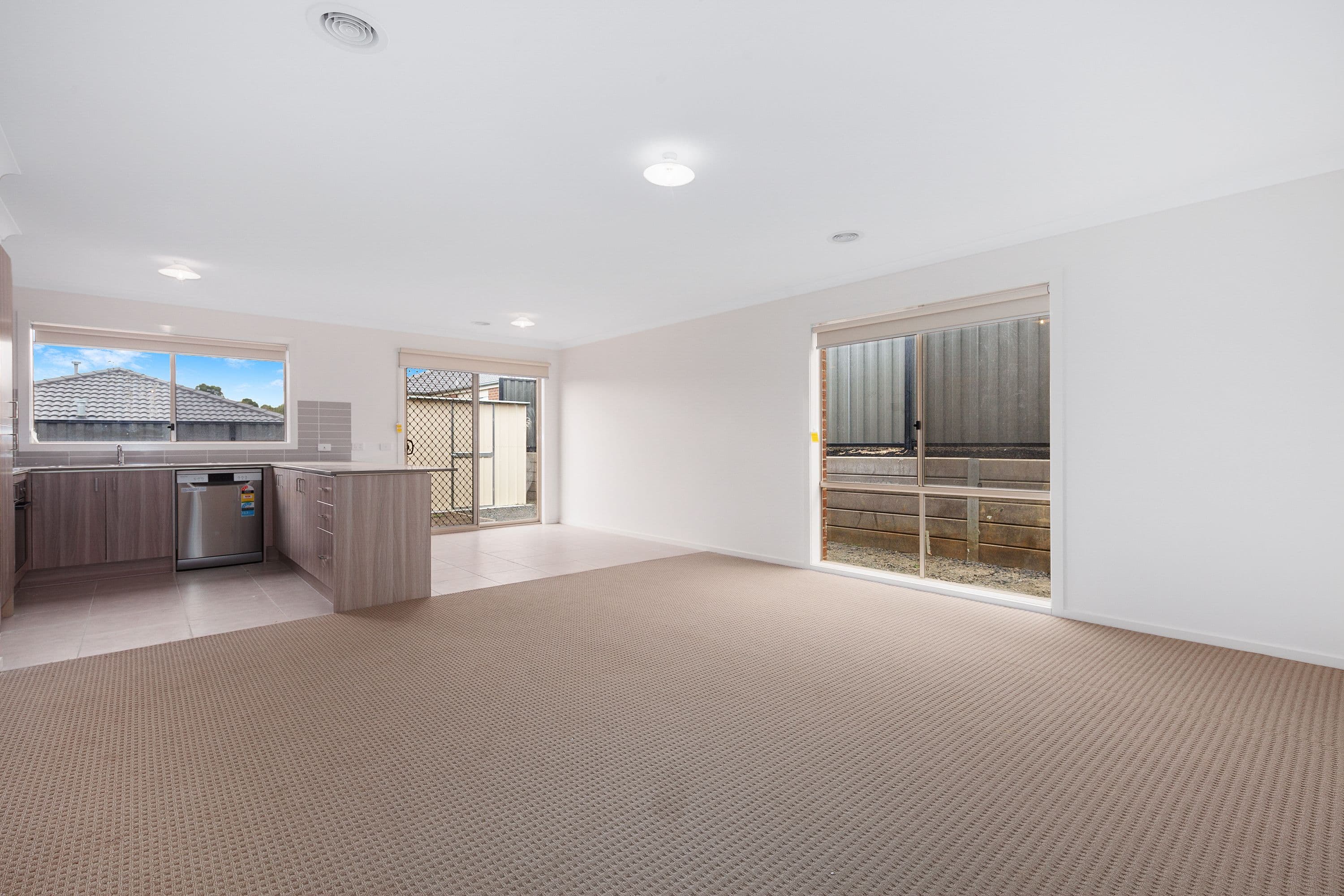 Lot 16 94 Lampard Road, Drouin VIC 3818, Drouin - Thumbnail 2
