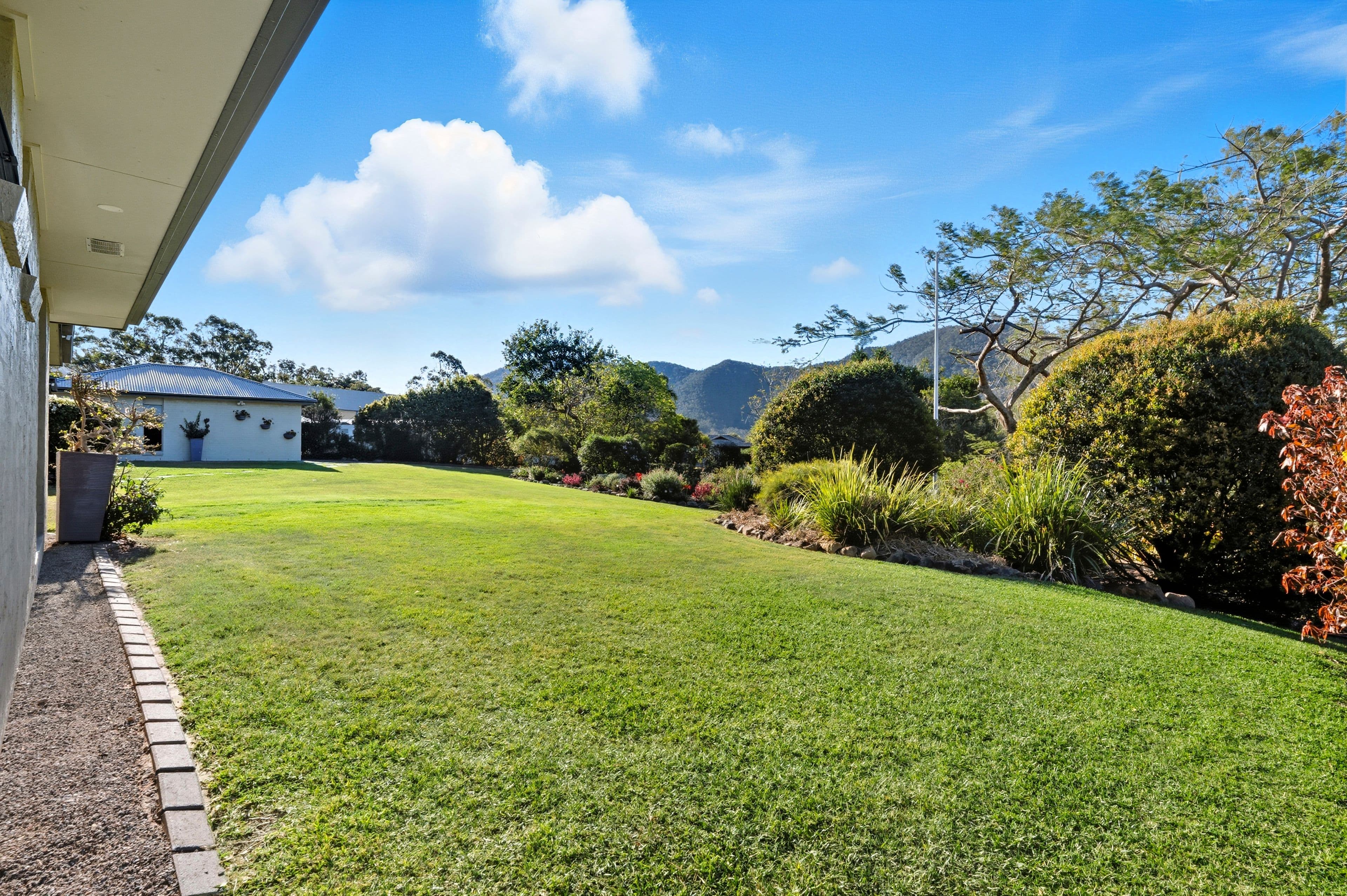 3 Baywood Court, Highvale QLD 4520, Highvale - Thumbnail 2
