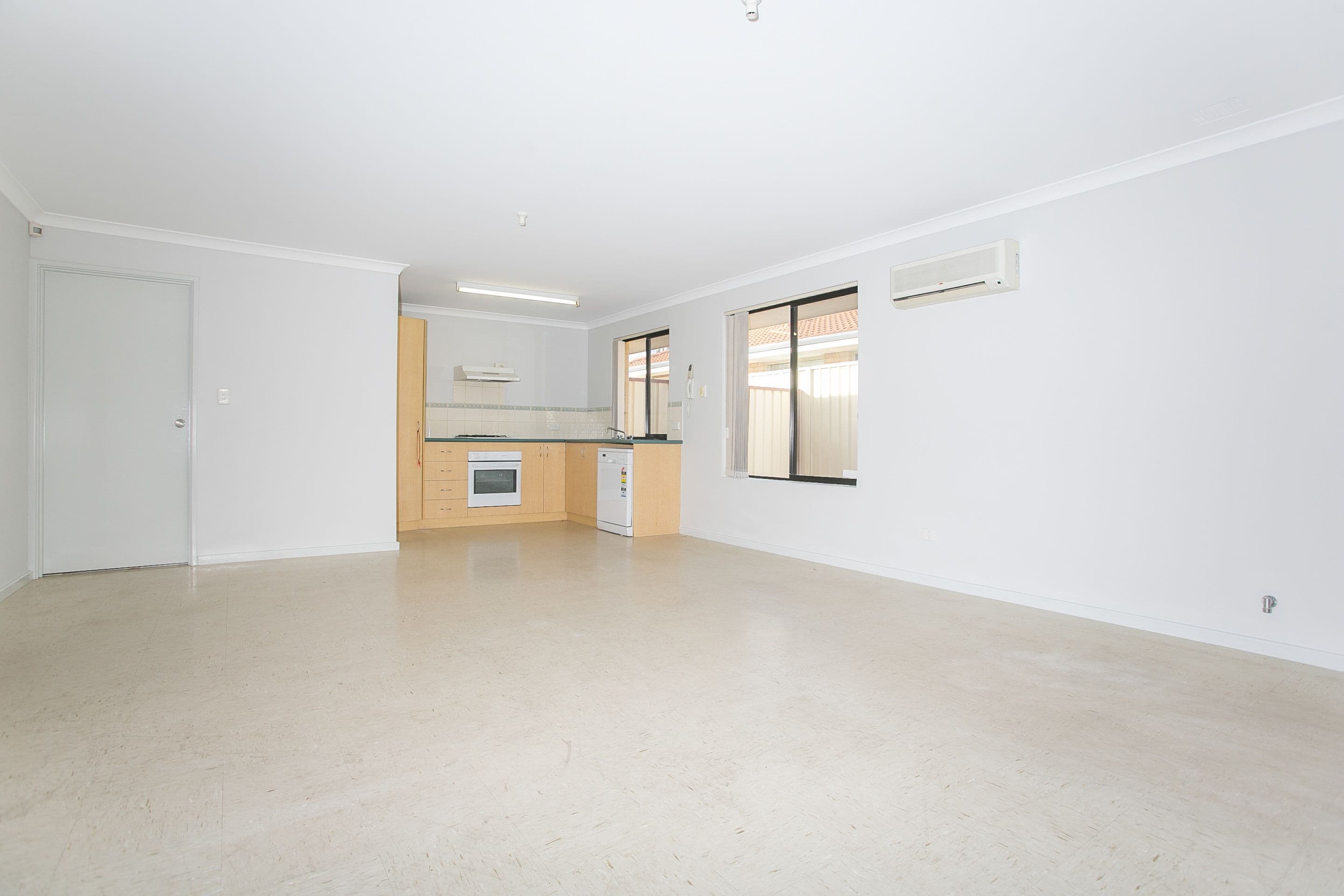 Unit 2, 22 Avon Crescent, Viveash WA 6056, Viveash - Thumbnail 5