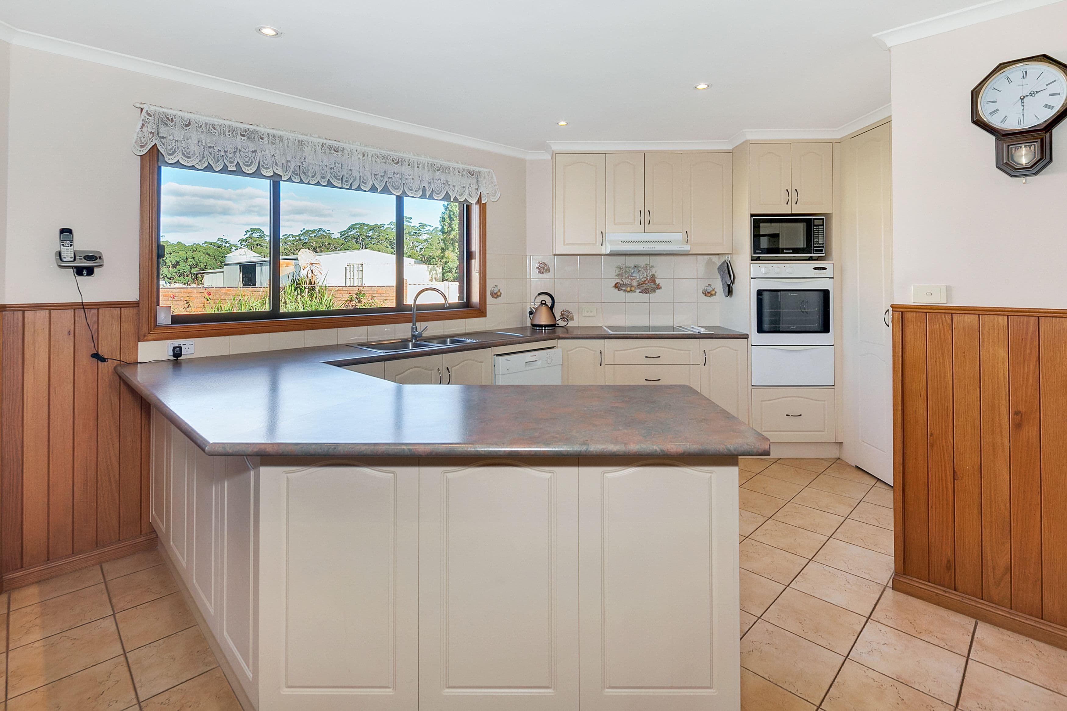 190 Black Swamp Road, Bungaree VIC 3352, Bungaree - Thumbnail 8