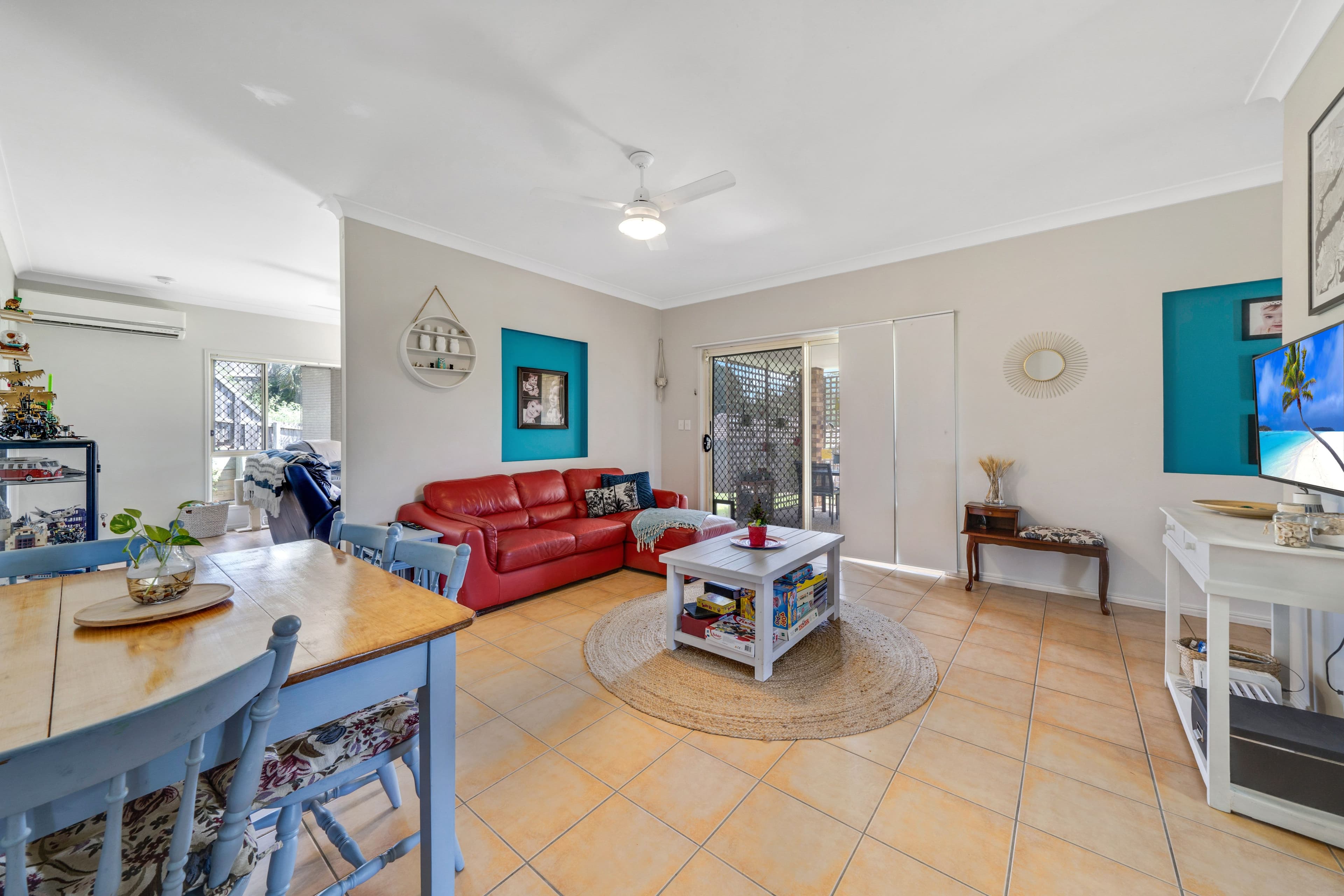 15 Hinterwood Court, Edens Landing QLD 4207, Edens Landing - Thumbnail 4