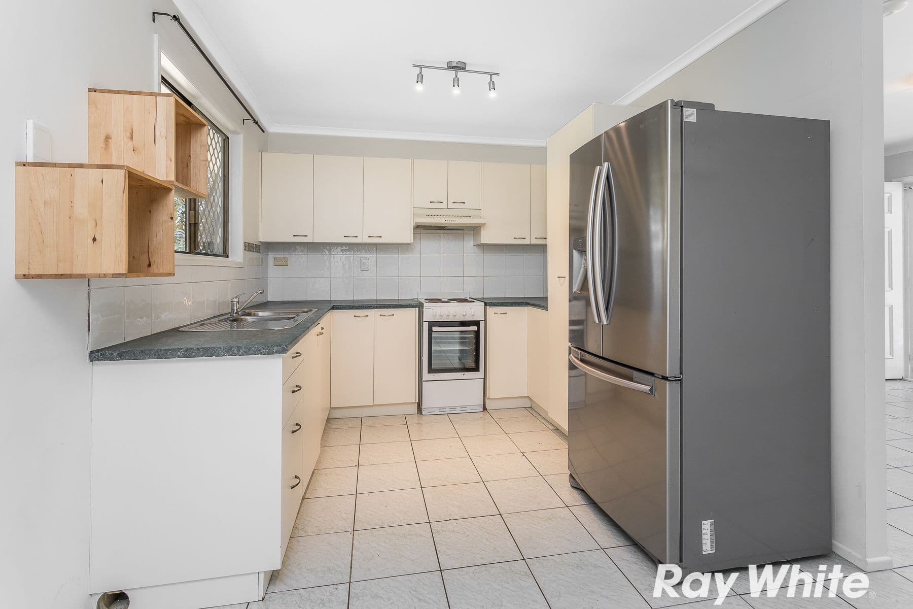 14 Warrimoo Drive, Petrie QLD 4502, Petrie - Thumbnail 2