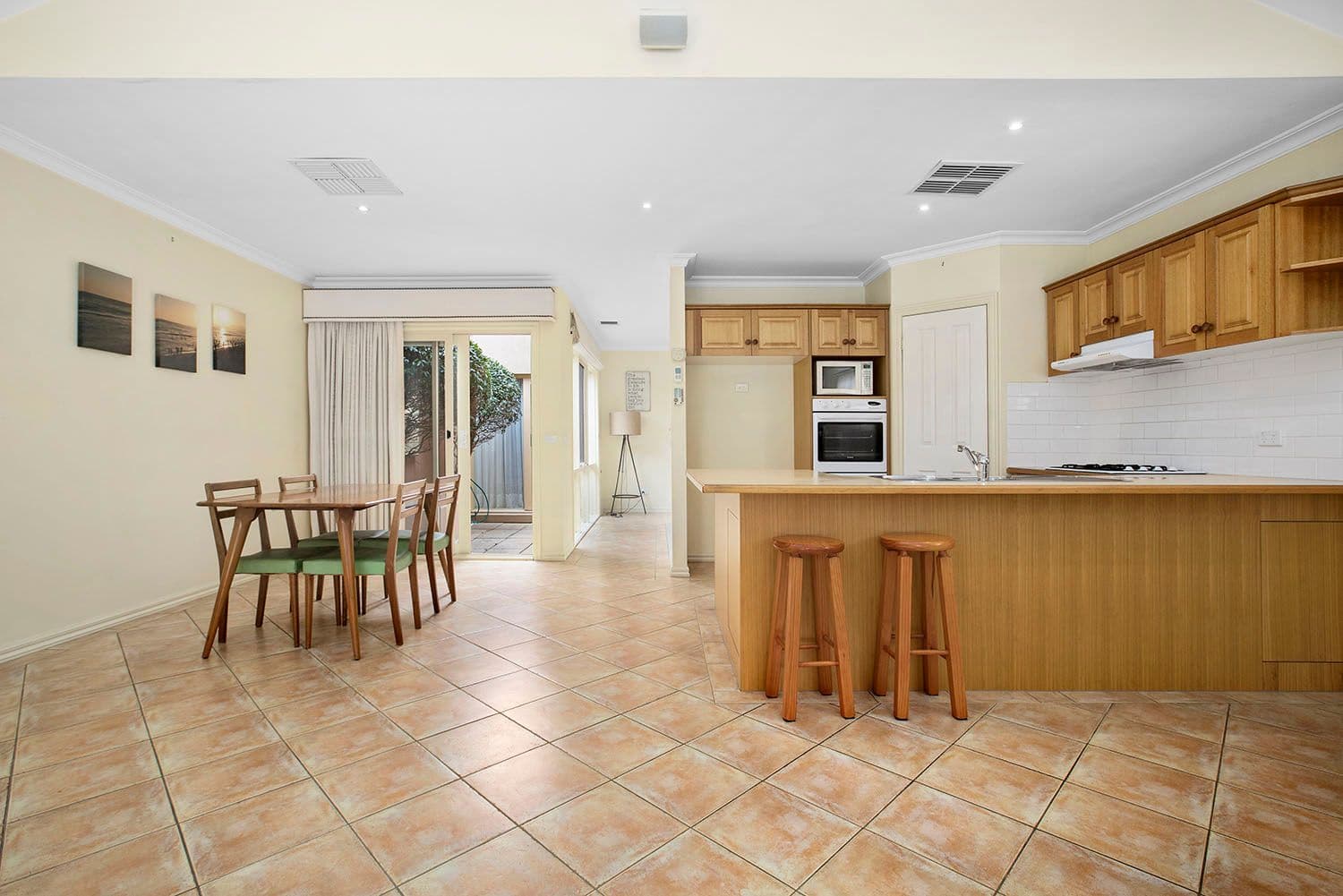 4B Shipston Road, Cheltenham VIC 3192, Cheltenham - Thumbnail 7