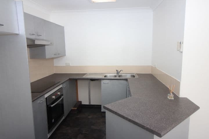 31 Usher Avenue, Labrador QLD 4215, Labrador - Thumbnail 7