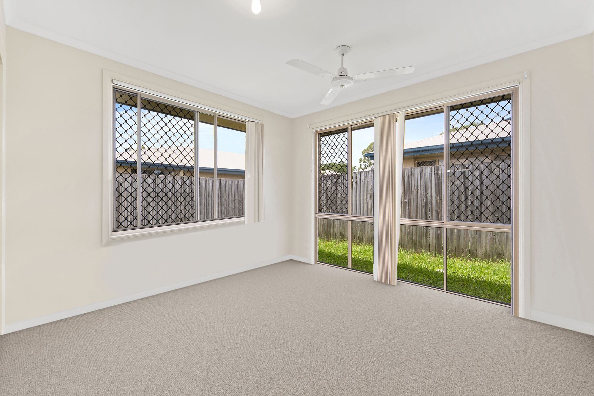 24-26 Lipscombe Road, Deception Bay QLD 4508, Deception Bay - Thumbnail 3