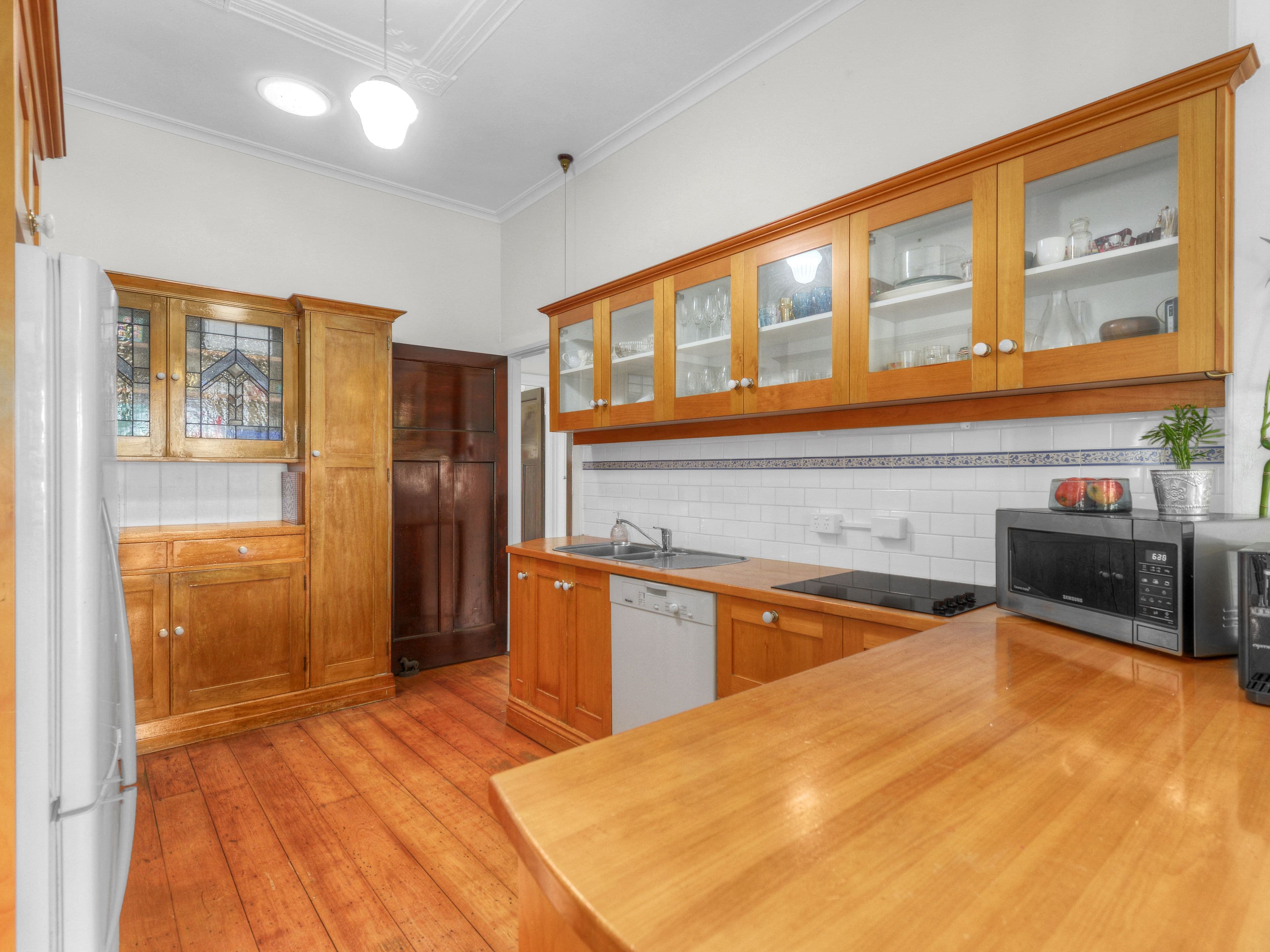 45 Newman Avenue, Camp Hill QLD 4152, Camp Hill - Thumbnail 8