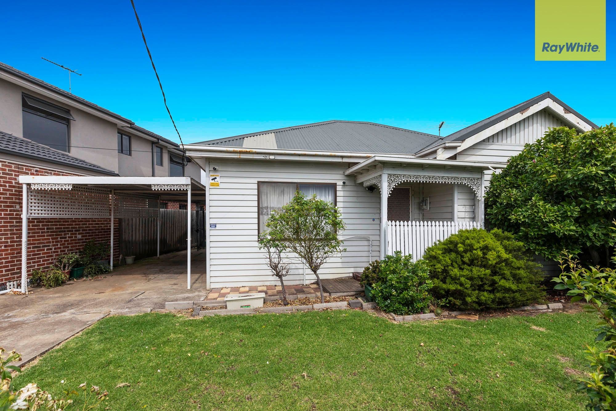 23 West Esplanade, St Albans VIC 3021, St Albans - Image 1