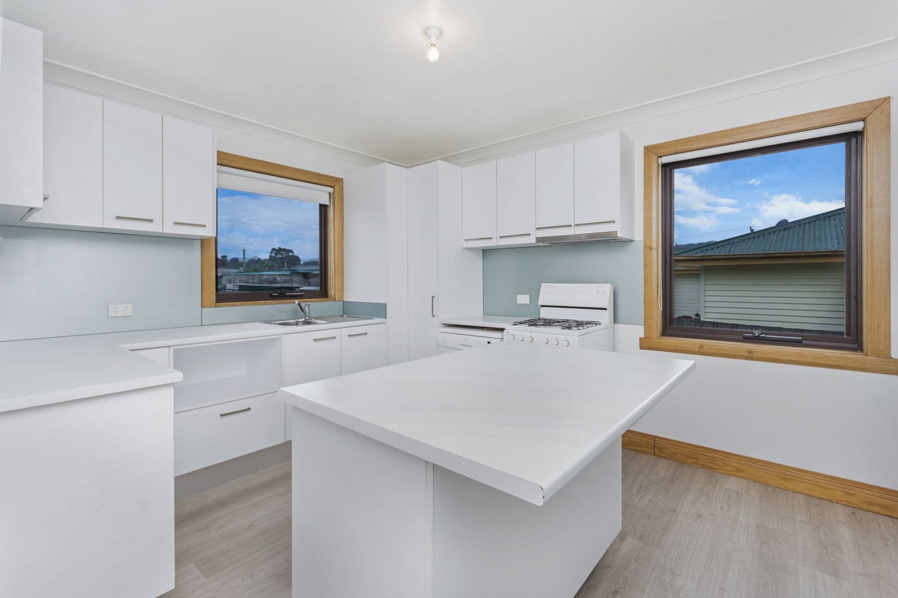 27 Cook Crescent, Mayfield TAS 7248, Mayfield - Thumbnail 2