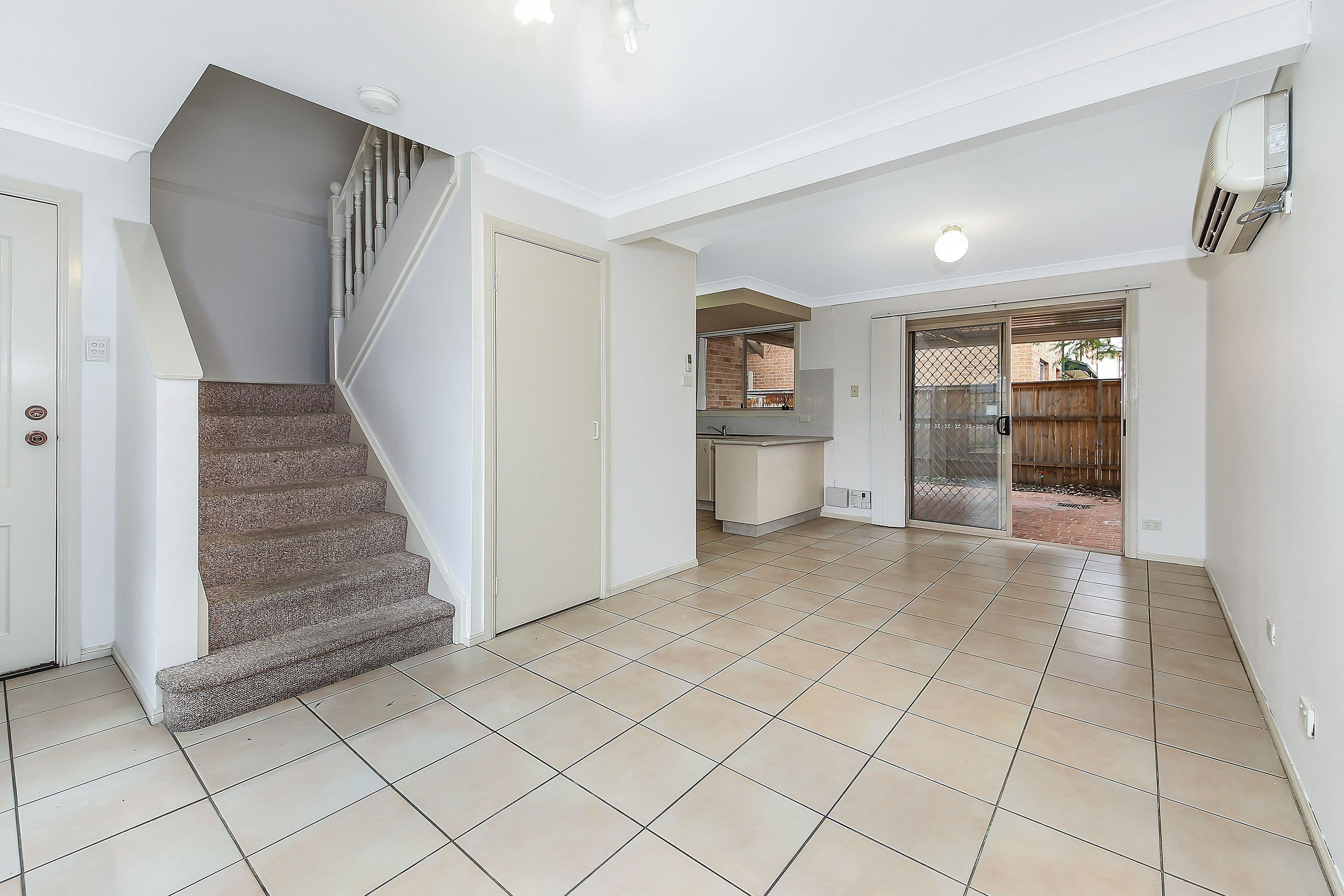 2 Calabro Avenue, Liverpool NSW 2170, Liverpool - Thumbnail 2