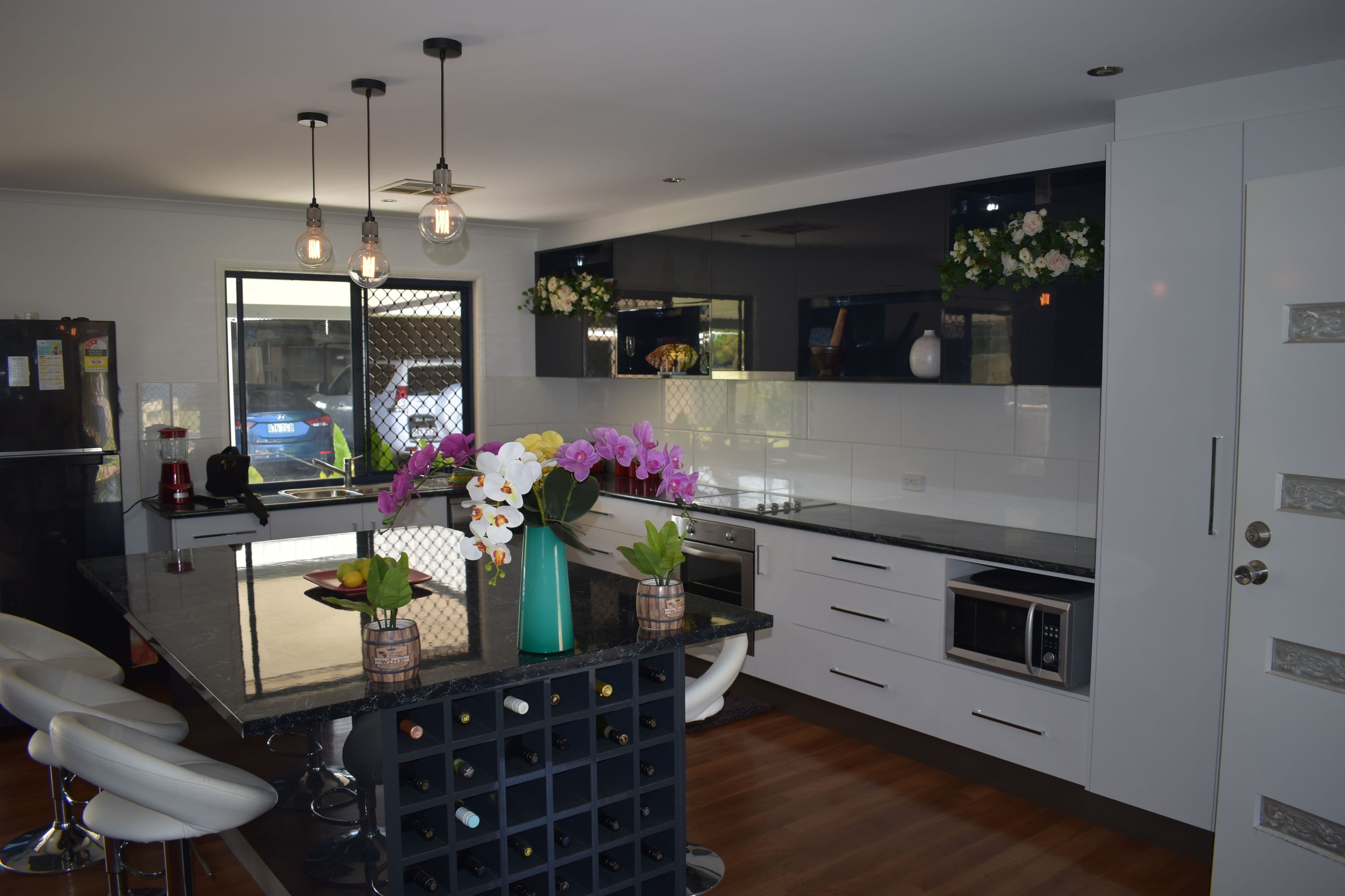 16 Vicki Close, Emerald QLD 4720, Emerald - Thumbnail 3