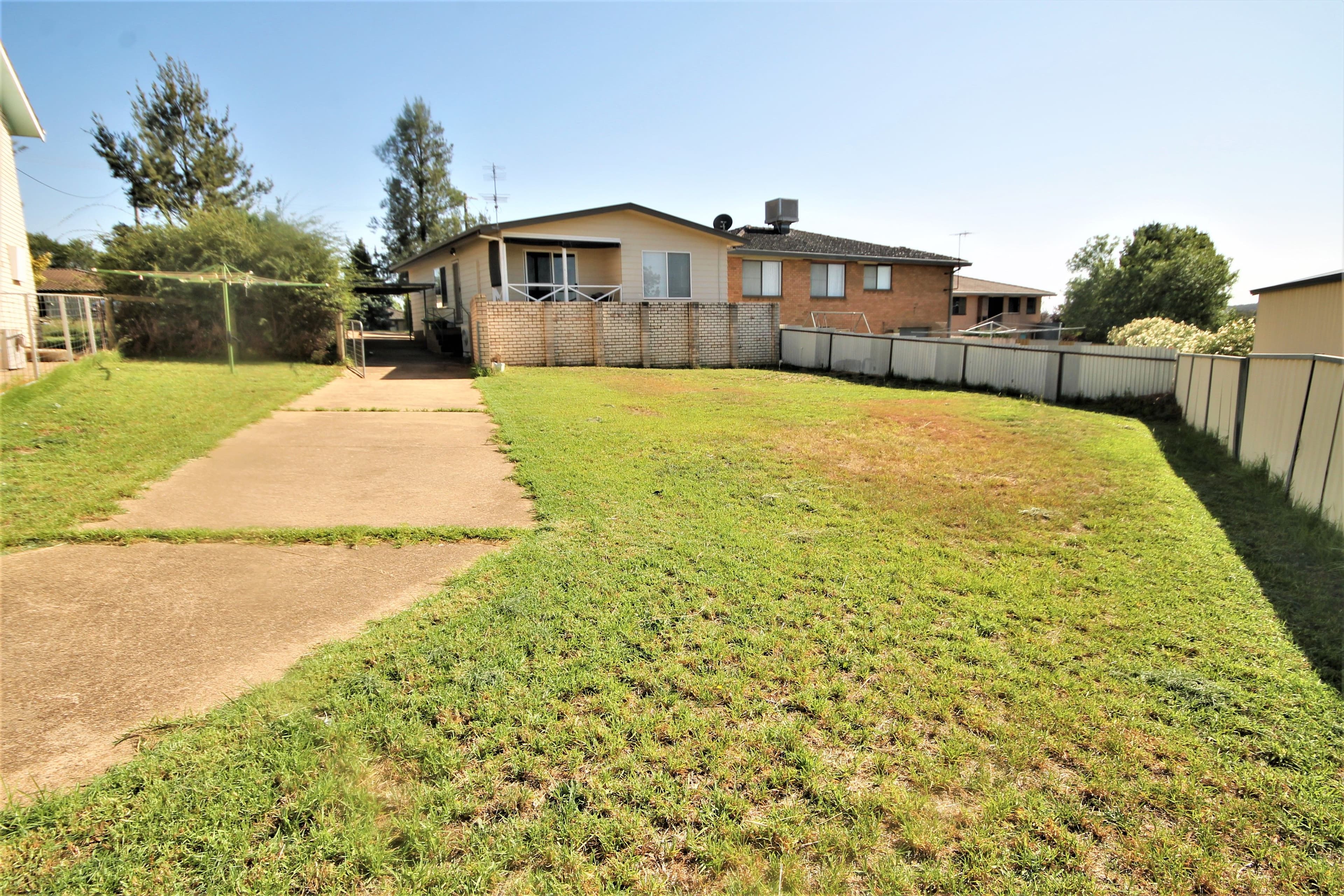 122 Wombat Street, Young - Thumbnail 6