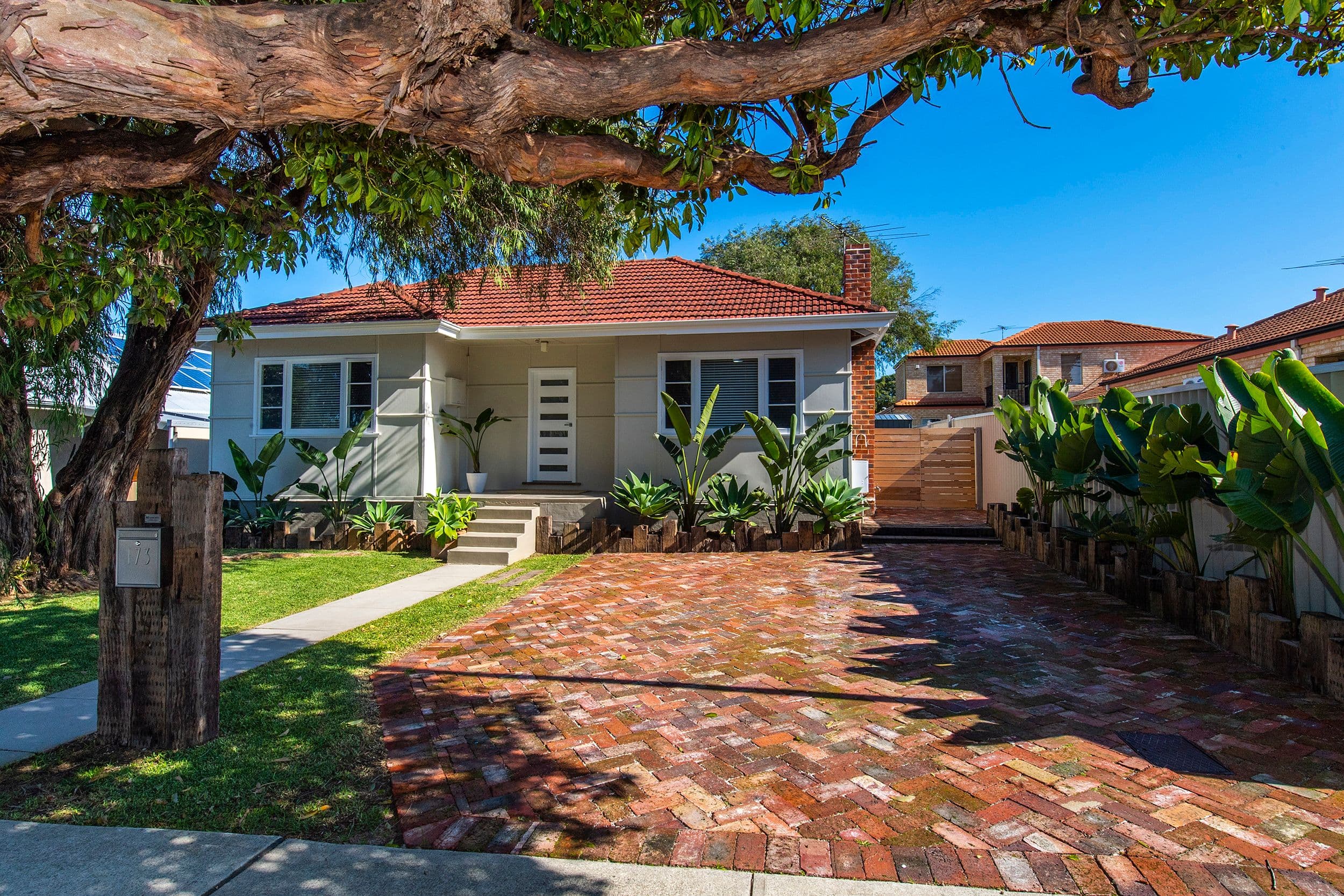 173 Alice Street, Doubleview WA 6018, Doubleview - Thumbnail 2
