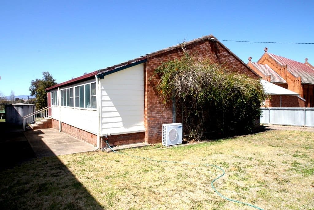 25 Hill Street, Quirindi - Thumbnail 2