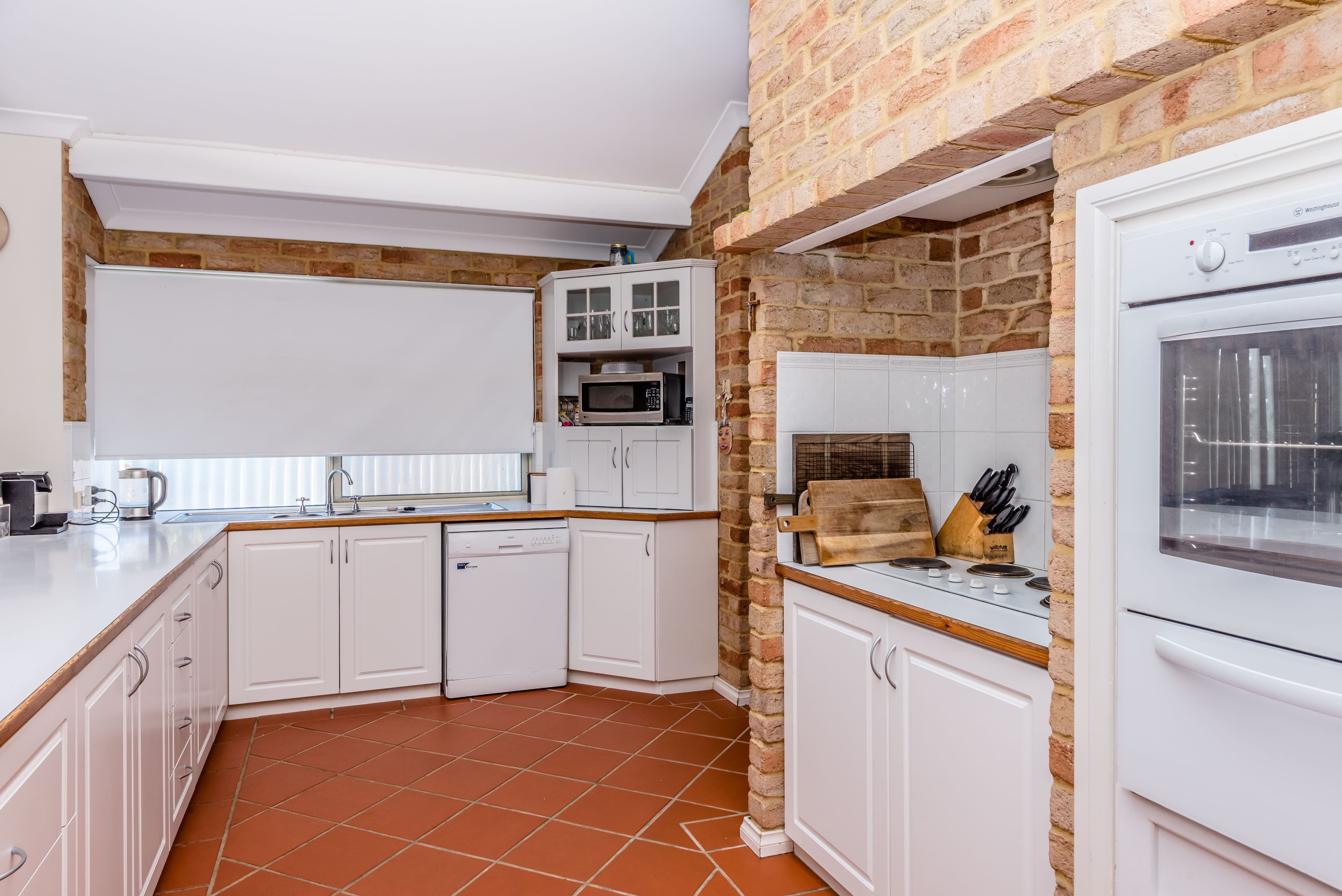 34 Pearson Street, Mount Tarcoola WA 6530, Mount Tarcoola - Thumbnail 2