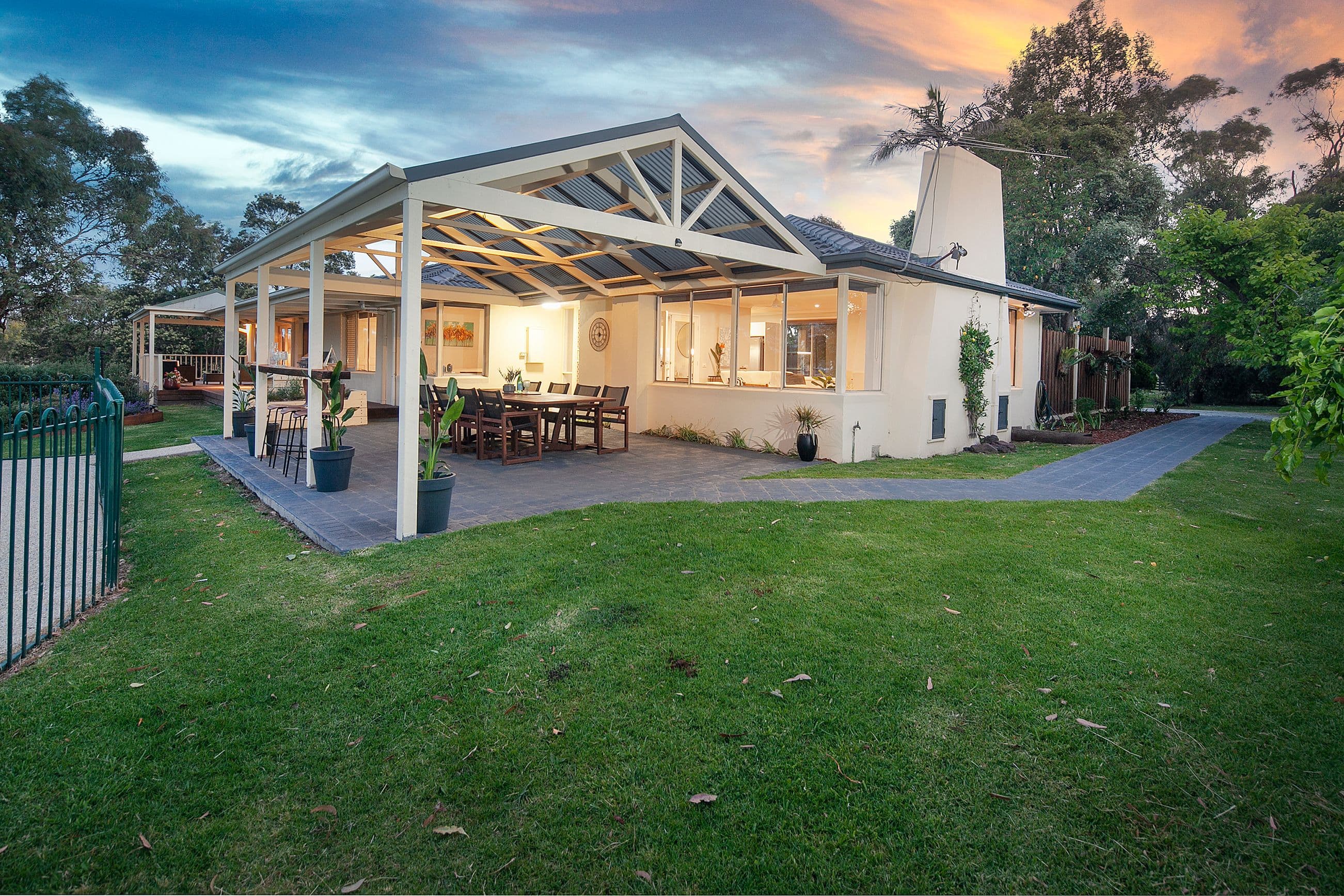 33 Woodlands Road, Cranbourne South VIC 3977, Cranbourne South - Thumbnail 2