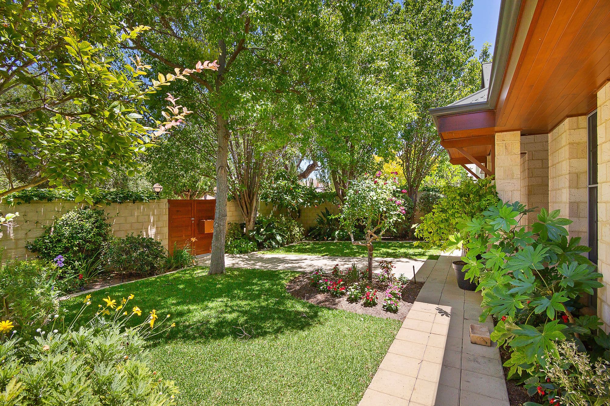 45 Leon Road, Dalkeith WA 6009, Dalkeith - Thumbnail 2