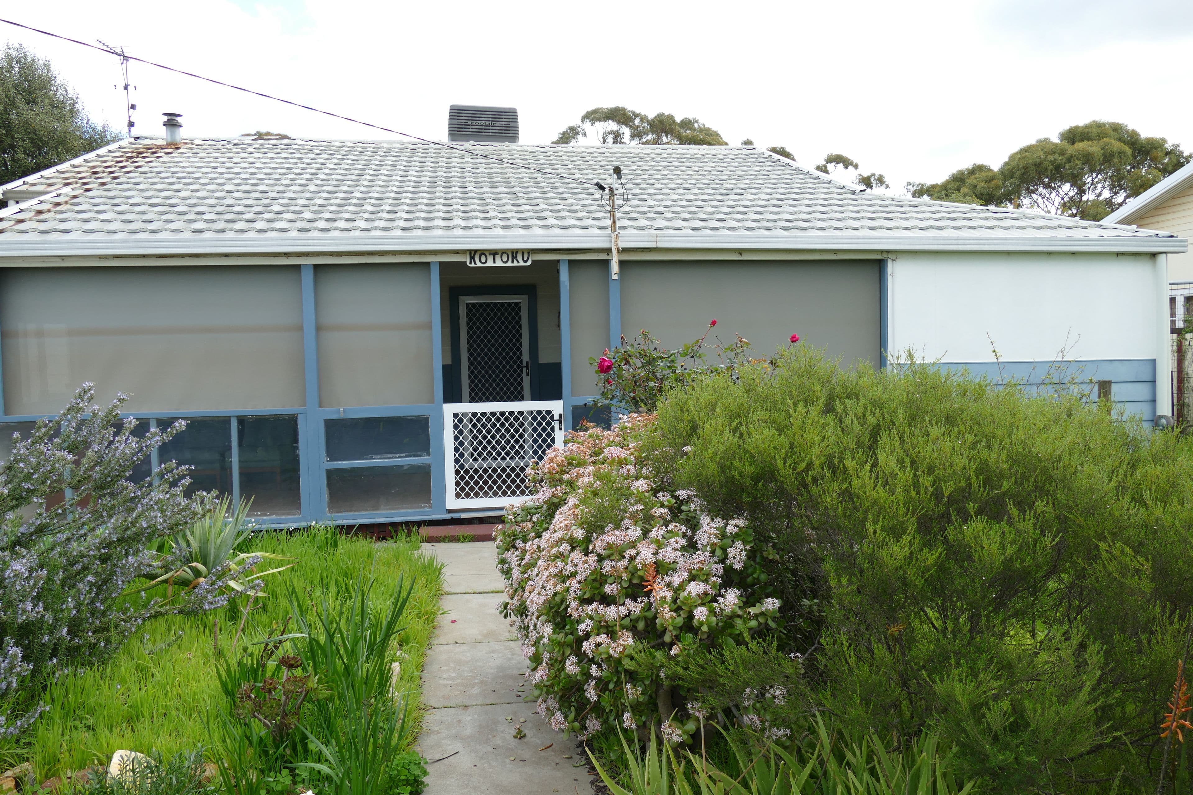 82 Gardiner Street, Moora WA 6510, Moora - Thumbnail 2