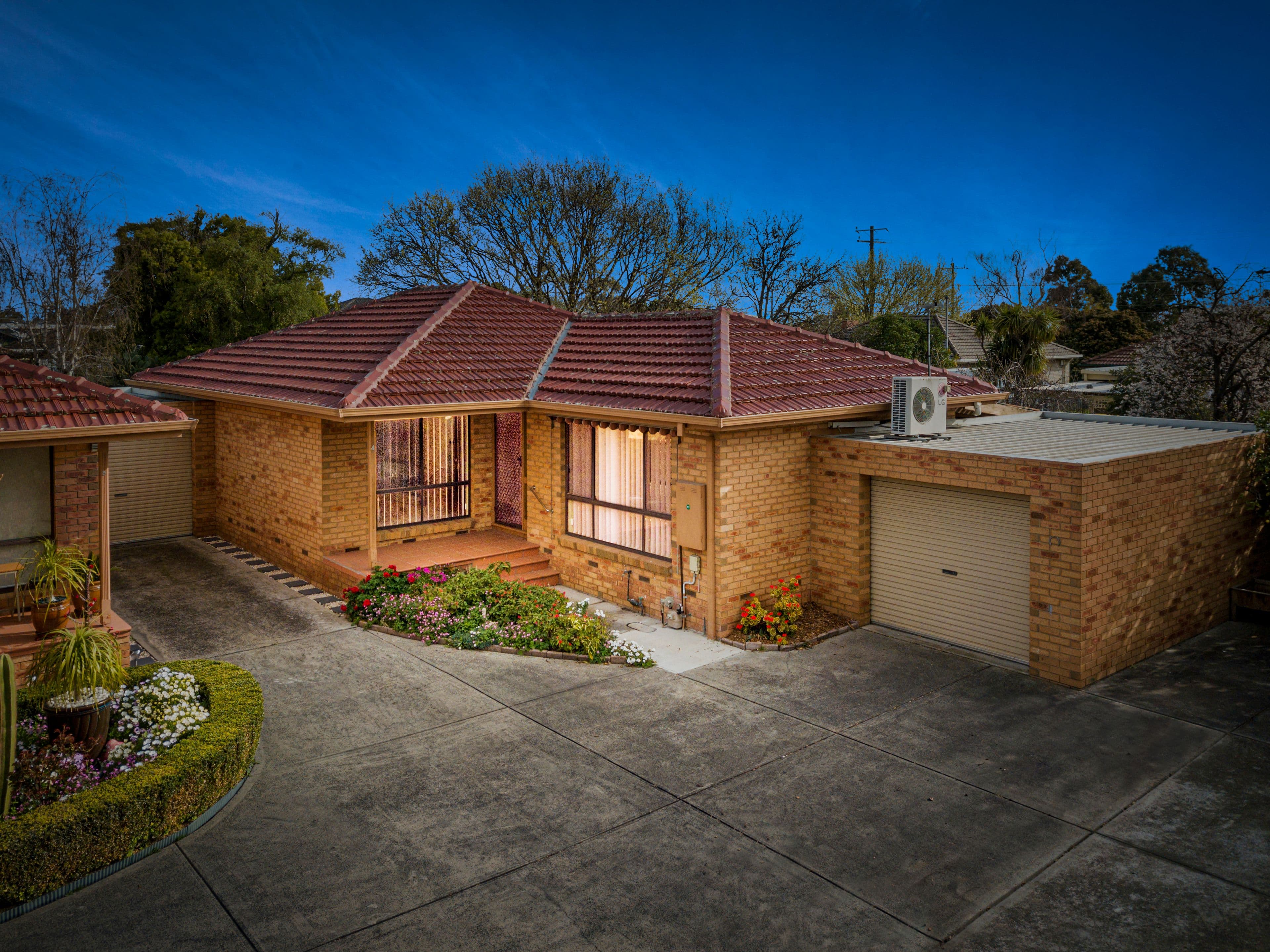 2 Rutherglen Street, Noble Park VIC 3174, Noble Park - Image 1