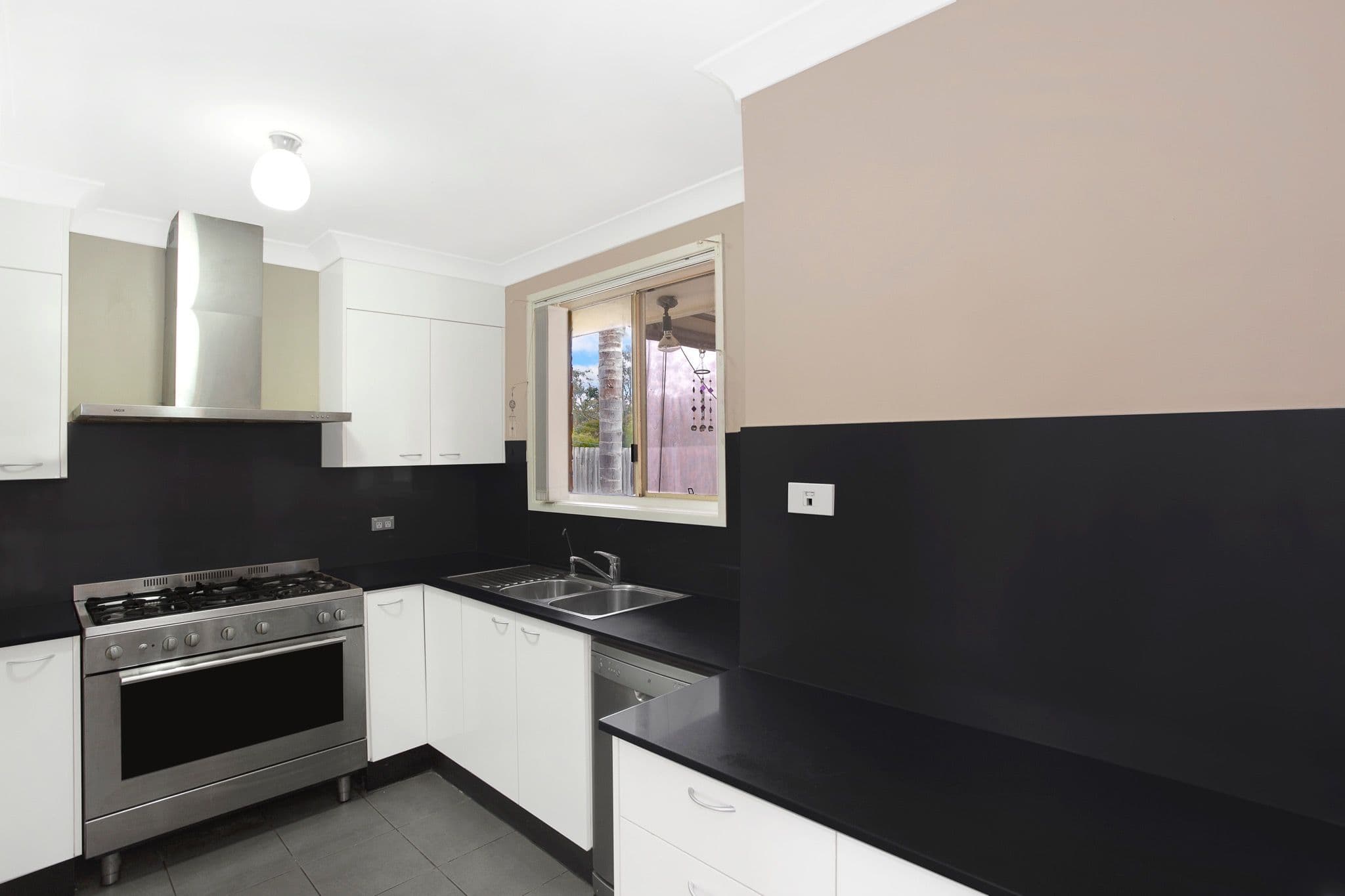 1 Hobbs Close, Bateau Bay NSW 2261, Bateau Bay - Thumbnail 4