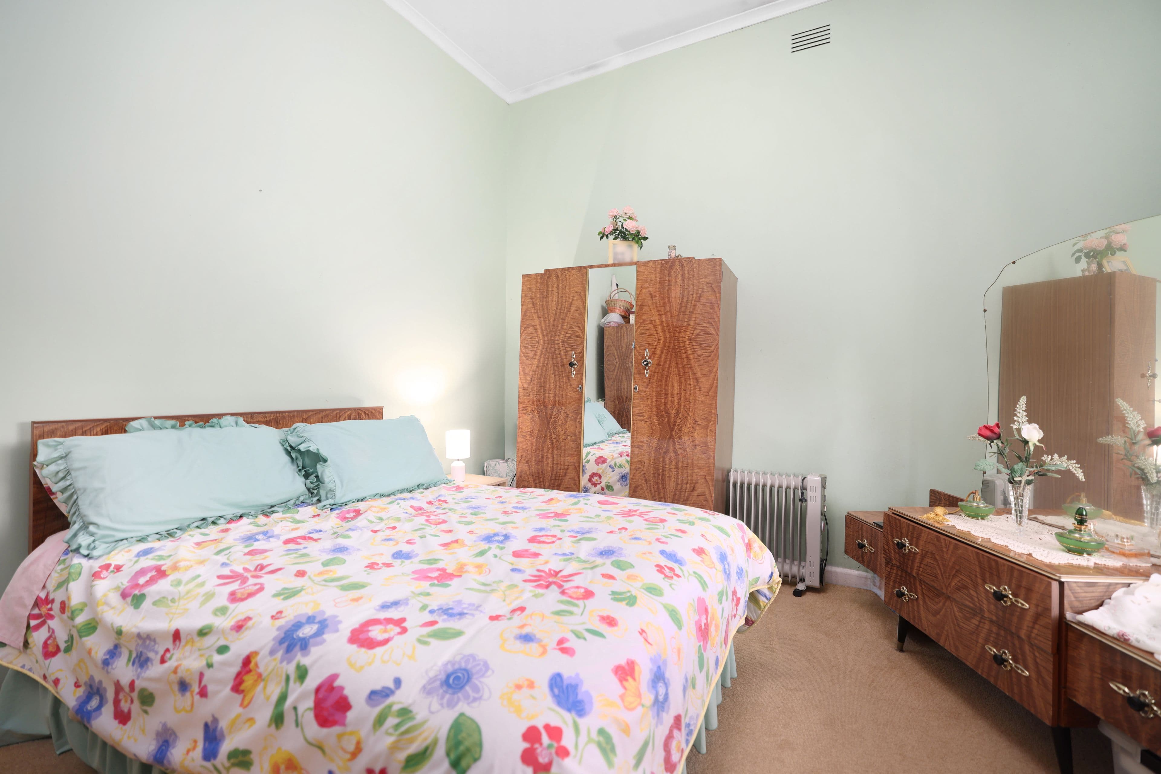 22 Normanby Street, Hughesdale VIC 3166, Hughesdale - Thumbnail 6