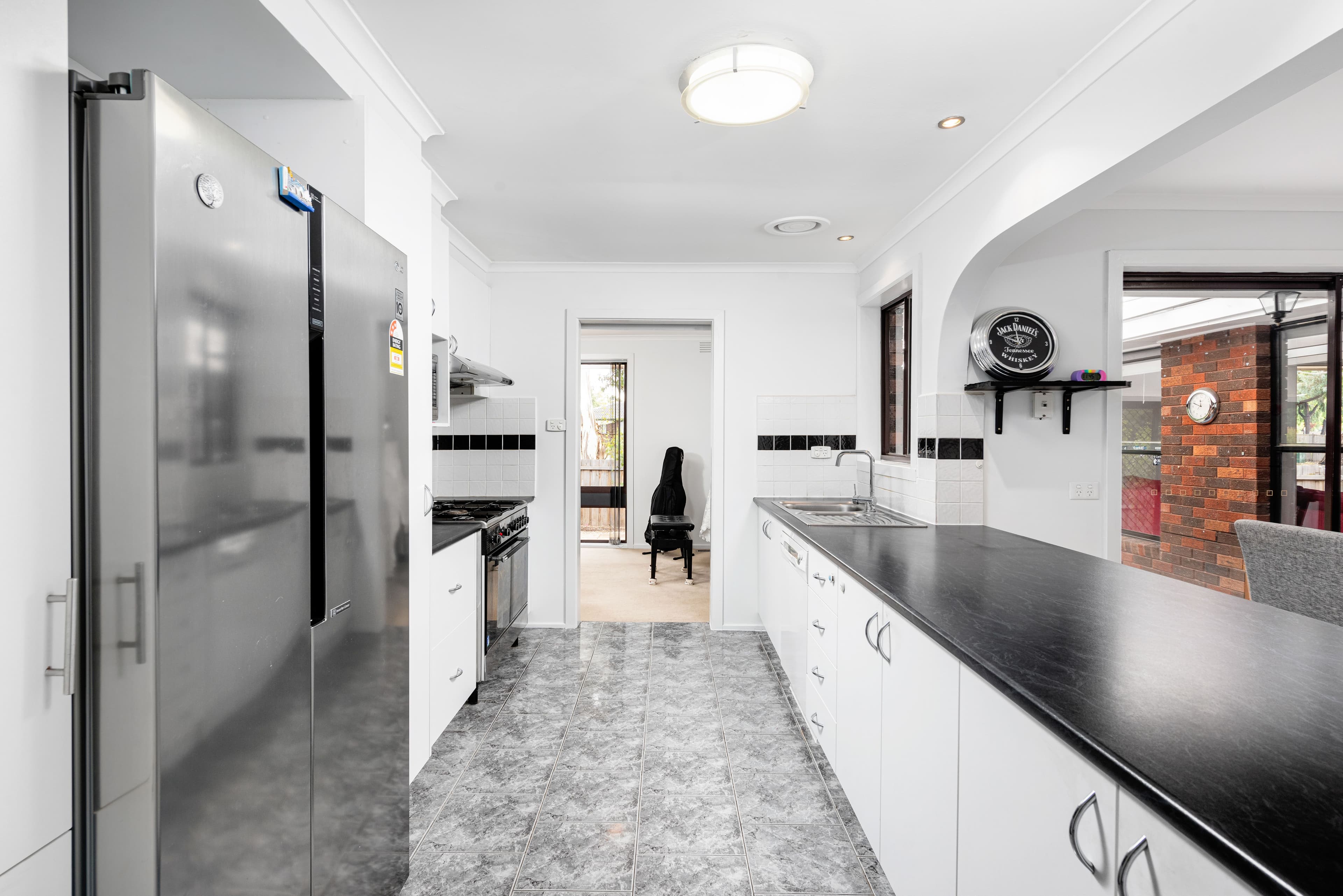 1 Rawdon Court, Mill Park VIC 3082, Mill Park - Thumbnail 7