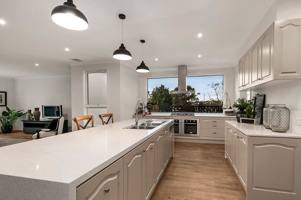 18 Daniel Street, Burwood VIC 3125, Burwood - Thumbnail 4