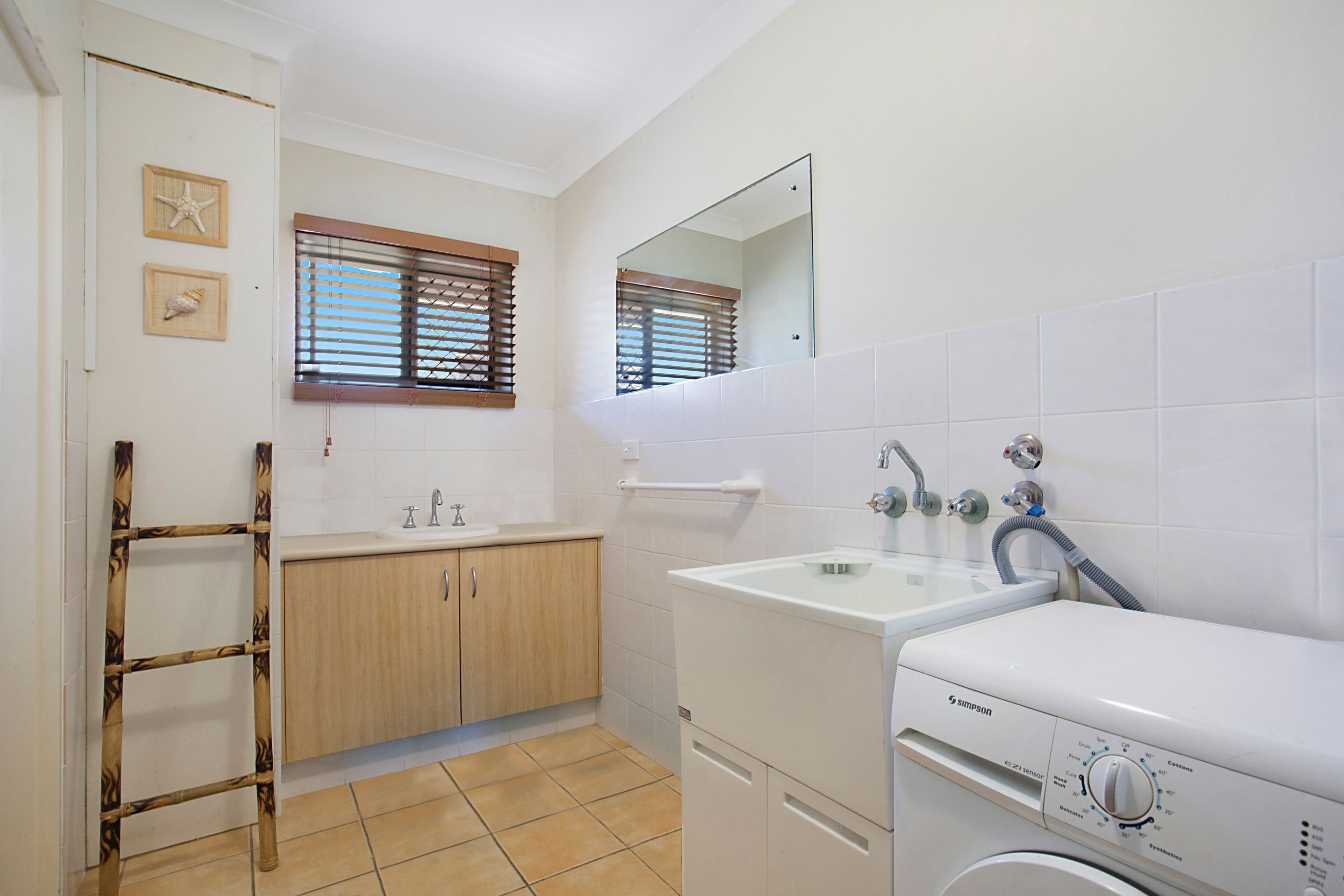 68 Albatross Avenue, Mermaid Beach QLD 4218, Mermaid Beach - Thumbnail 5