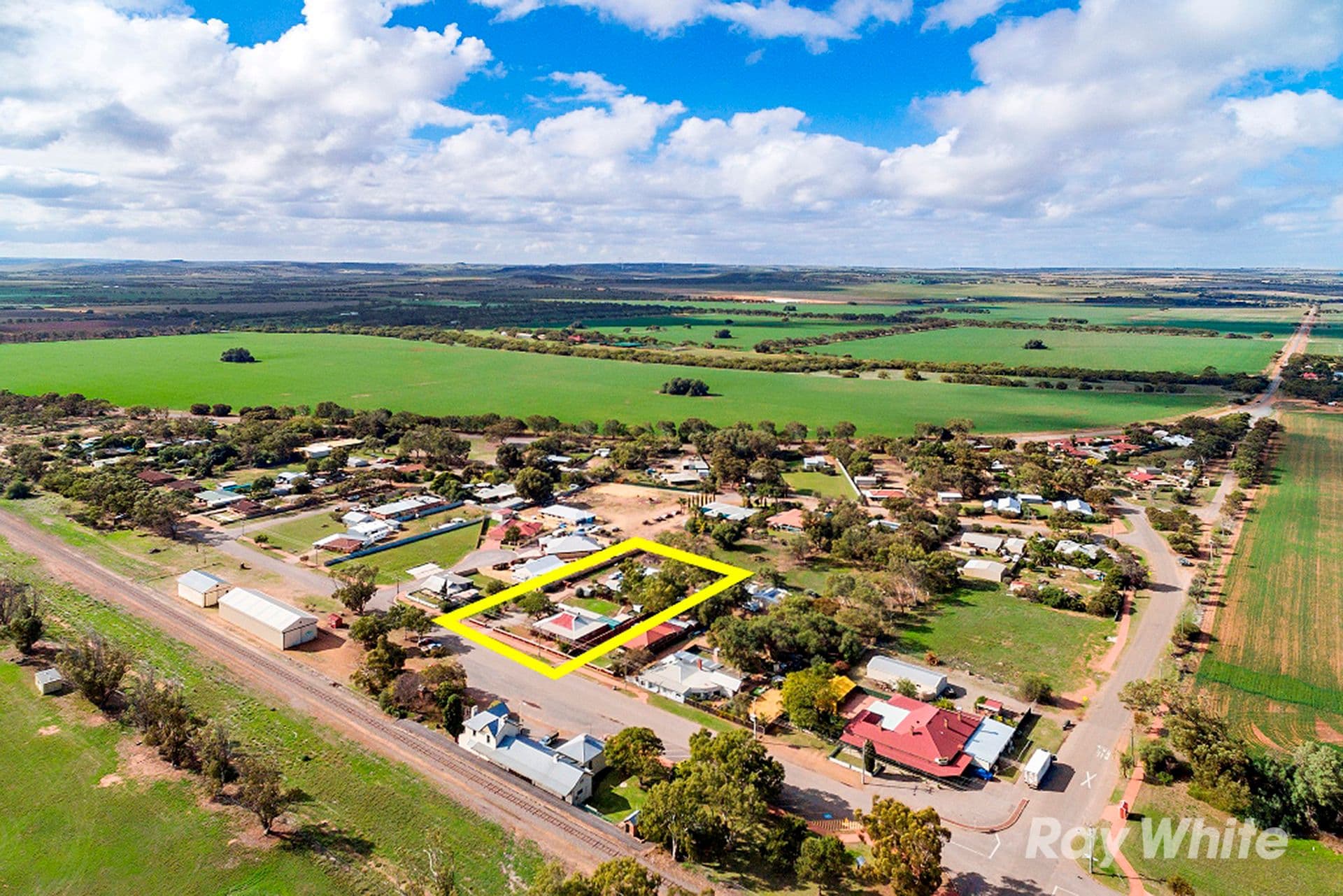 31 Padbury Road, Walkaway WA 6528, Walkaway - Image 1