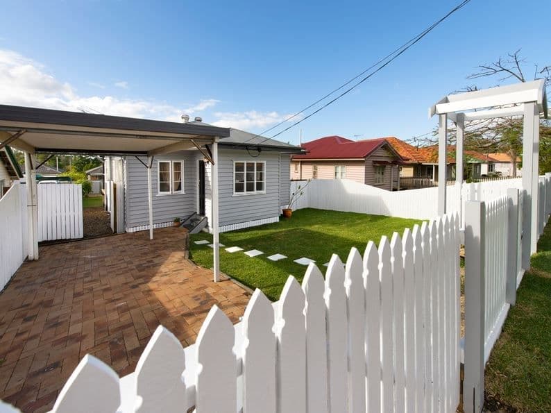62 Lumley Street, Upper Mount Gravatt QLD 4122, Upper Mount Gravatt - Thumbnail 2