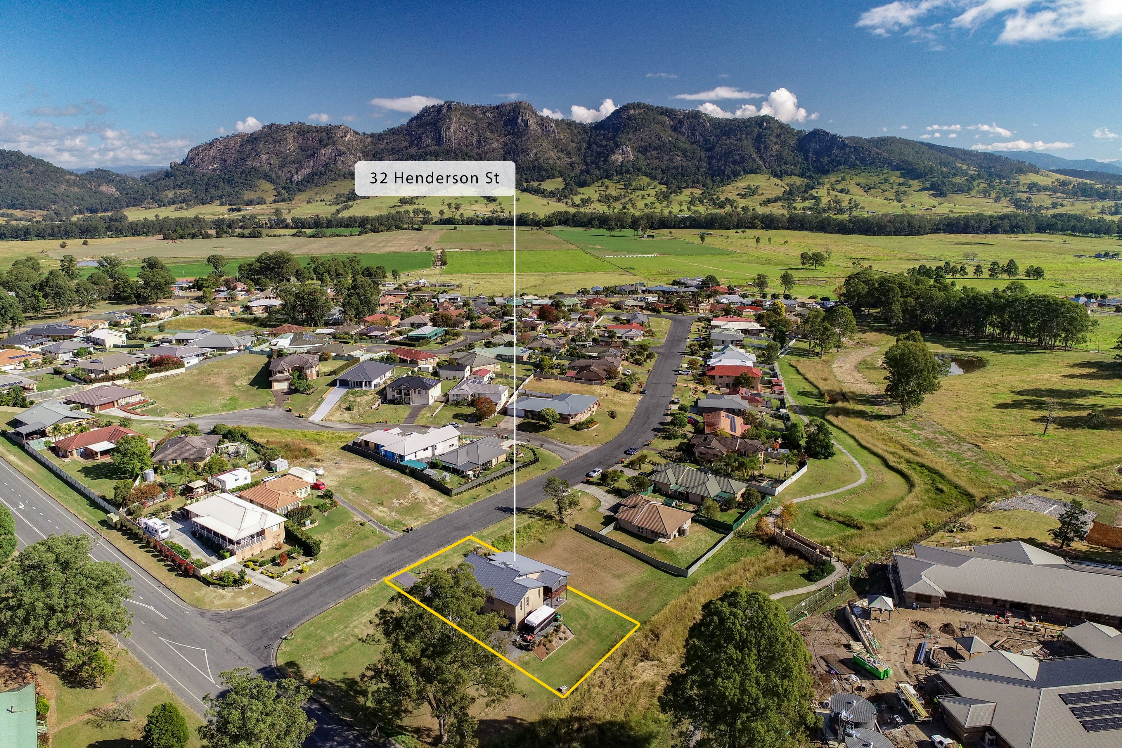 32 Henderson Street, Gloucester NSW 2422, Gloucester - Thumbnail 2