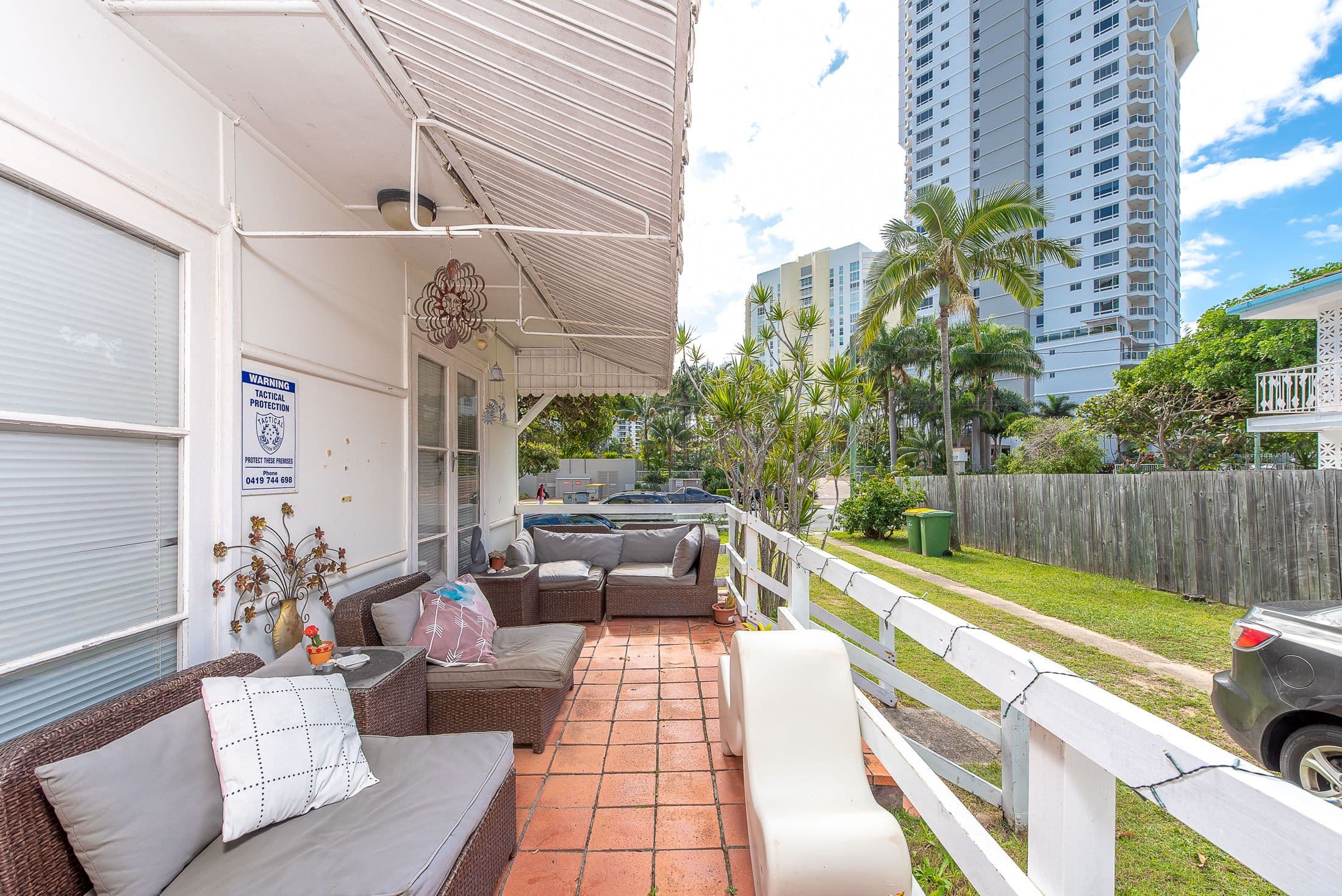 18 Hughes Avenue, Main Beach QLD 4217, Main Beach - Thumbnail 5