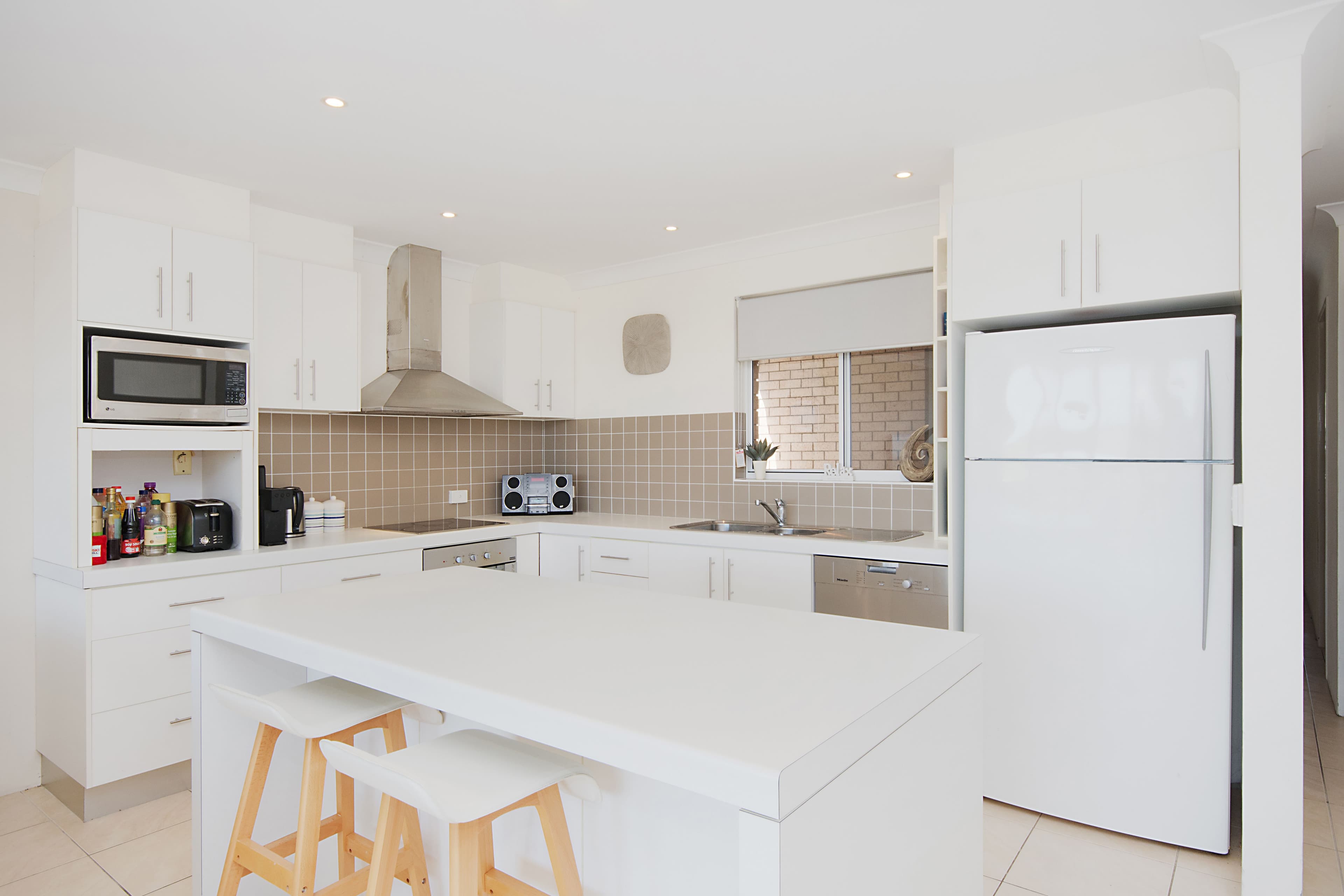 8 Clarence Street, Yamba NSW 2464, Yamba - Thumbnail 2