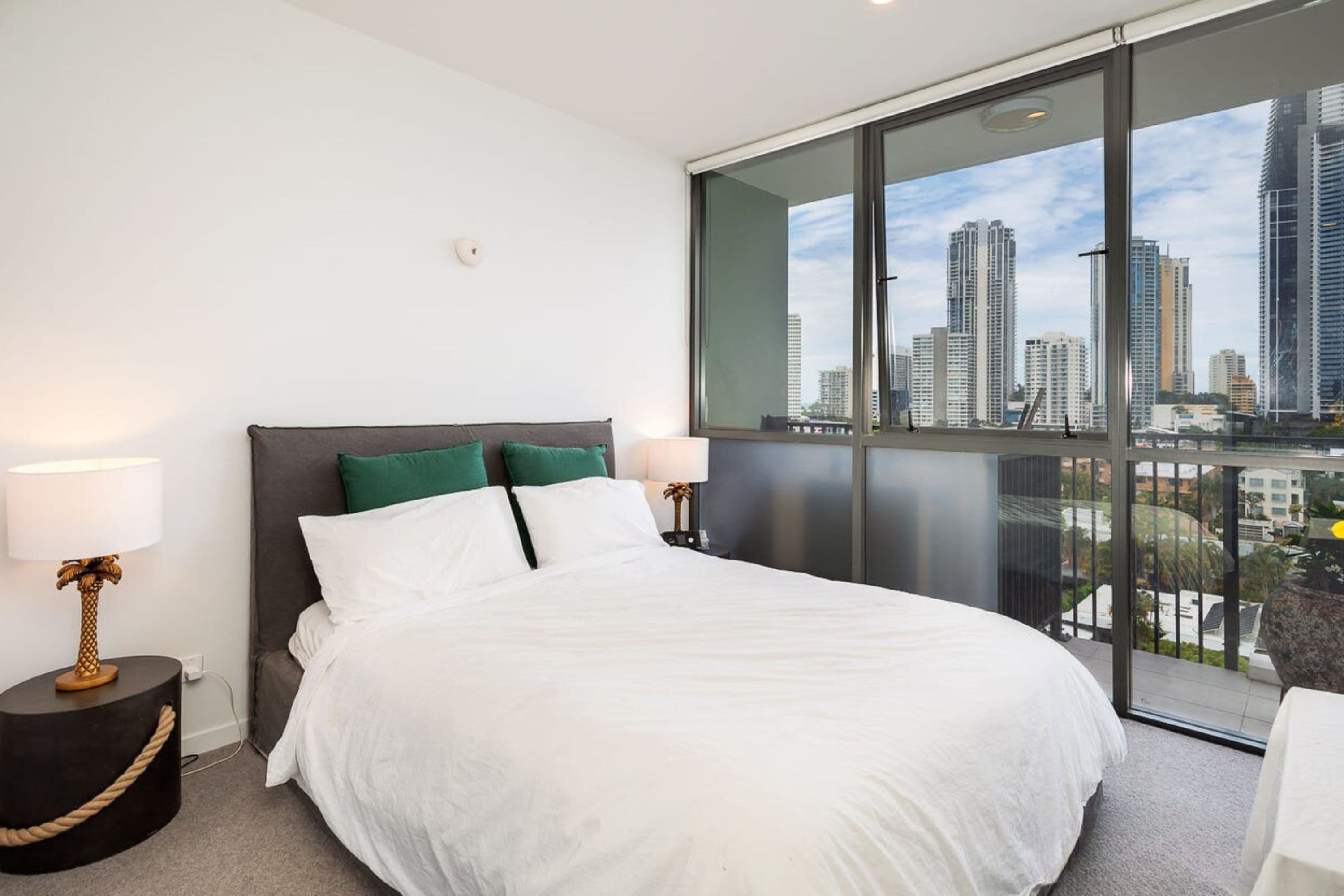 266 Stanhill Drive, Surfers Paradise QLD 4217, Surfers Paradise - Thumbnail 5