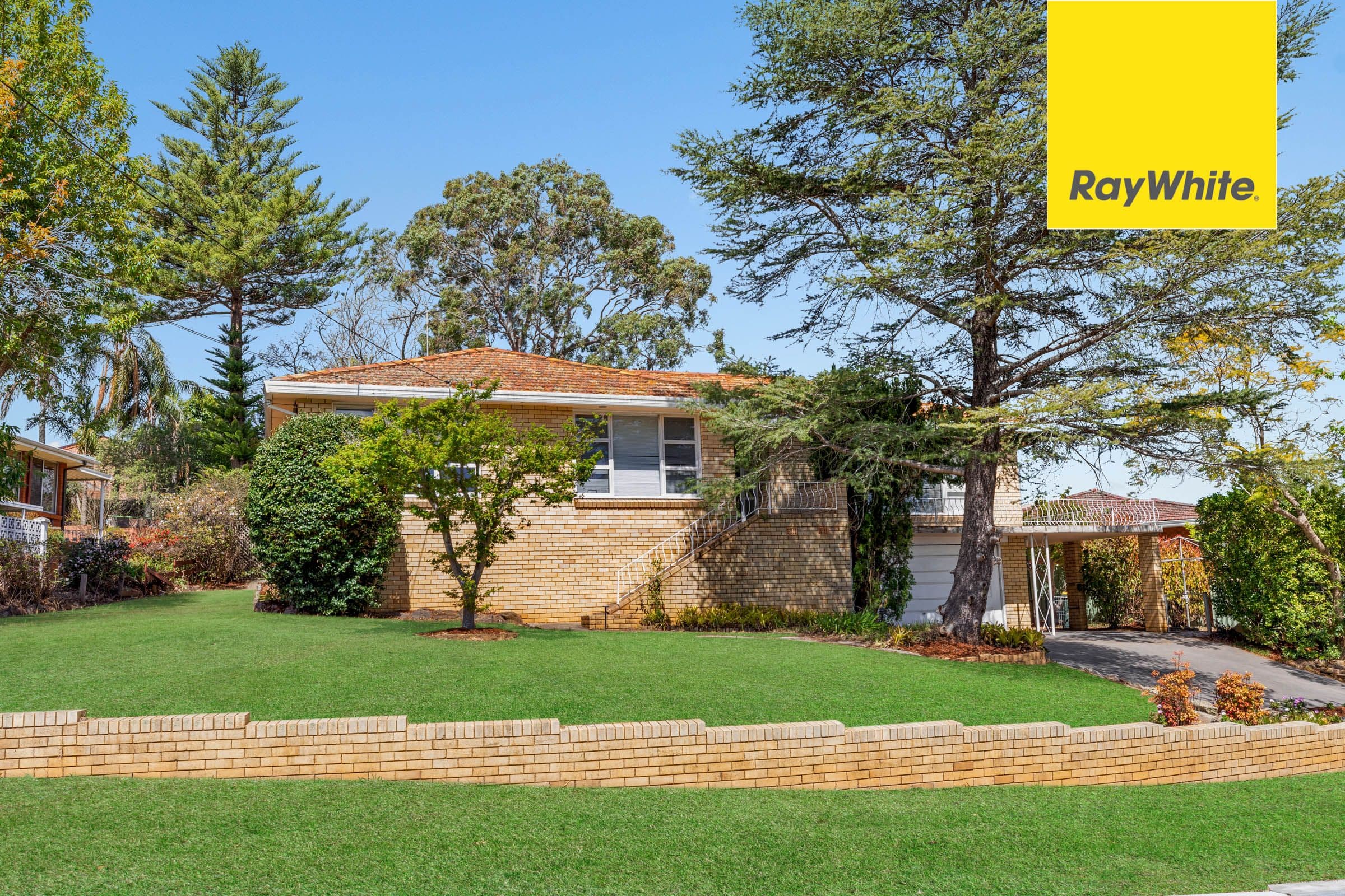 58 Bradley Drive, Carlingford - Thumbnail 2