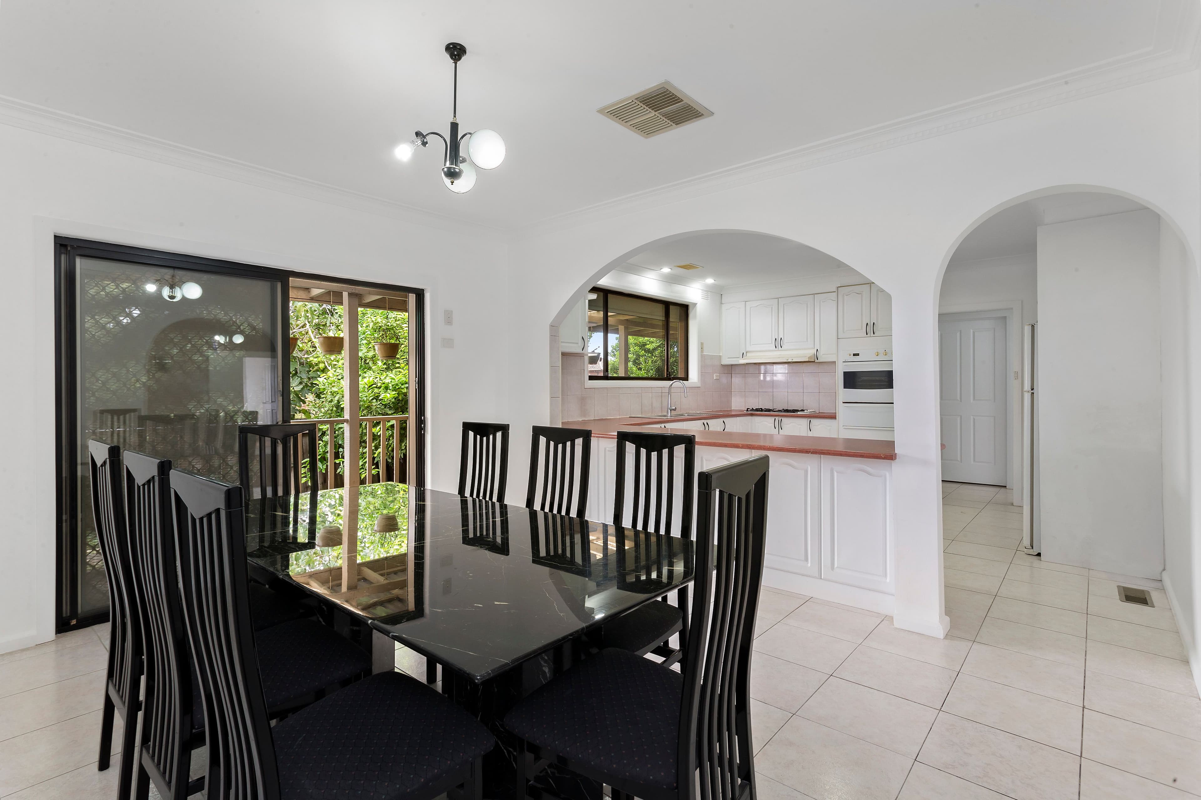 69 Victoria Drive, Thomastown VIC 3074, Thomastown - Thumbnail 3