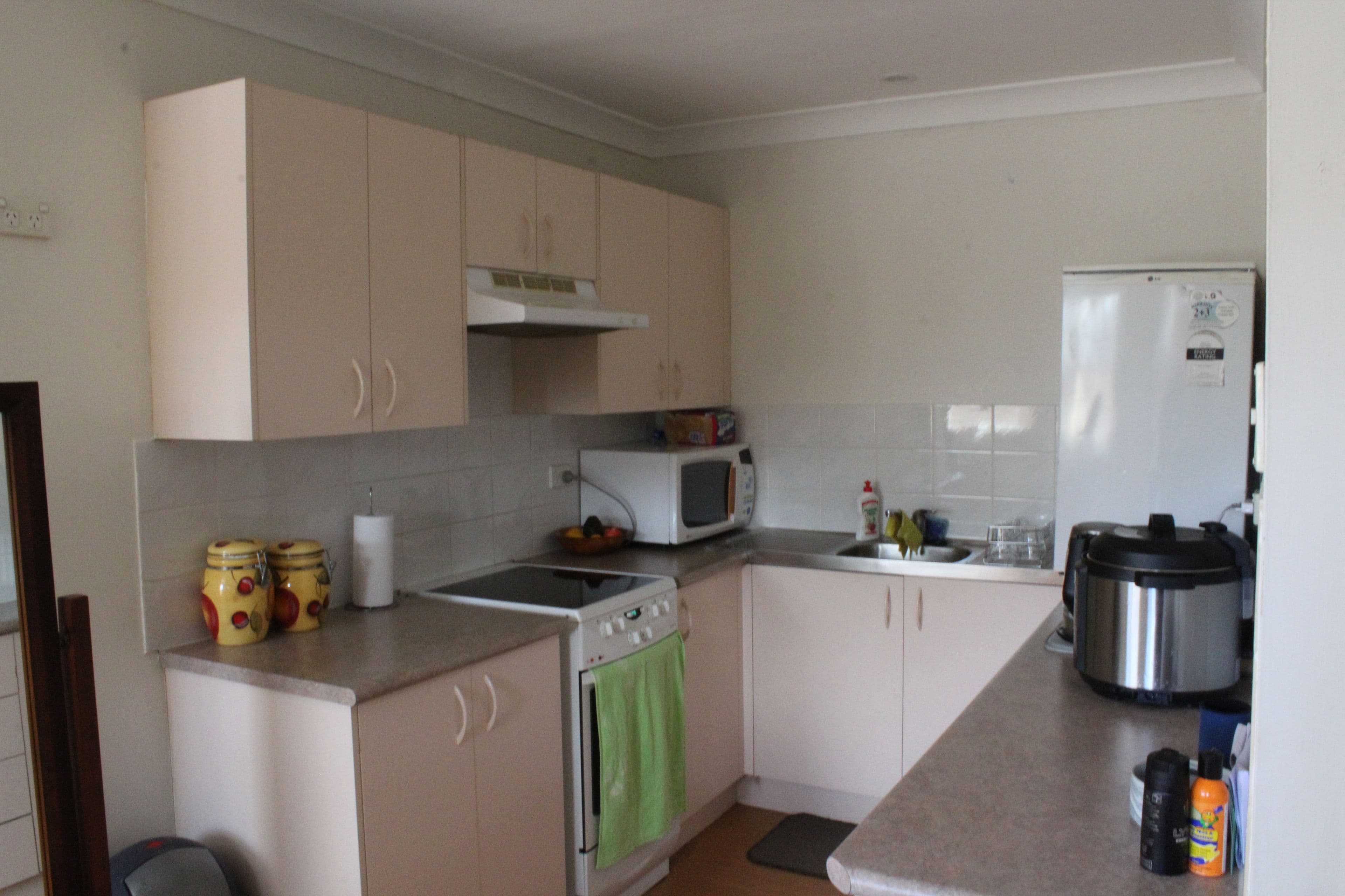 15B Tarlington Parade, Bonnyrigg NSW 2177, Bonnyrigg - Thumbnail 2