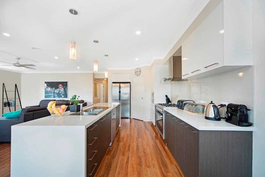 8 Seaford Street, Alfredton VIC 3350, Alfredton - Thumbnail 3