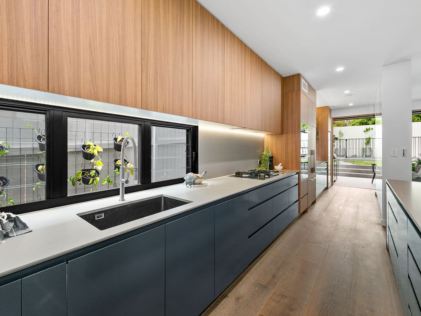 25a Ara Street, Camp Hill QLD 4152, Camp Hill - Thumbnail 6
