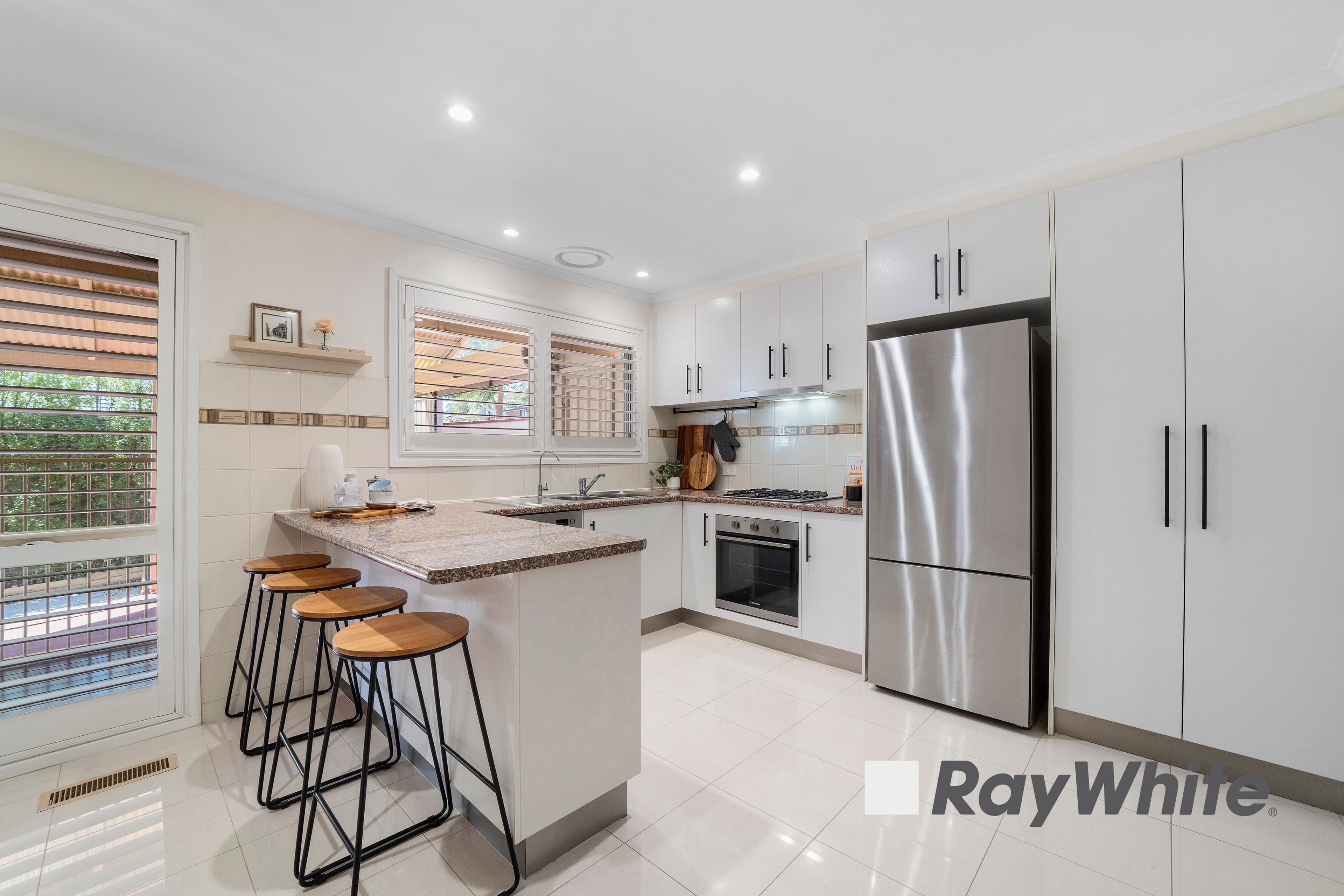 8 Lachlan Drive, Endeavour Hills VIC 3802, Endeavour Hills - Thumbnail 6