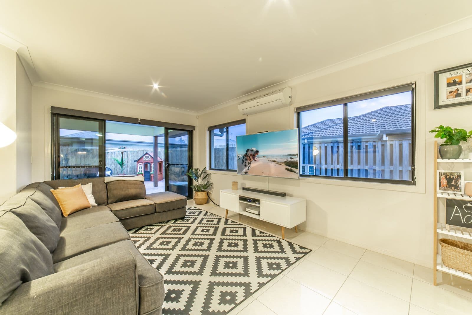 10 Jet Street, Upper Coomera QLD 4209, Upper Coomera - Thumbnail 3