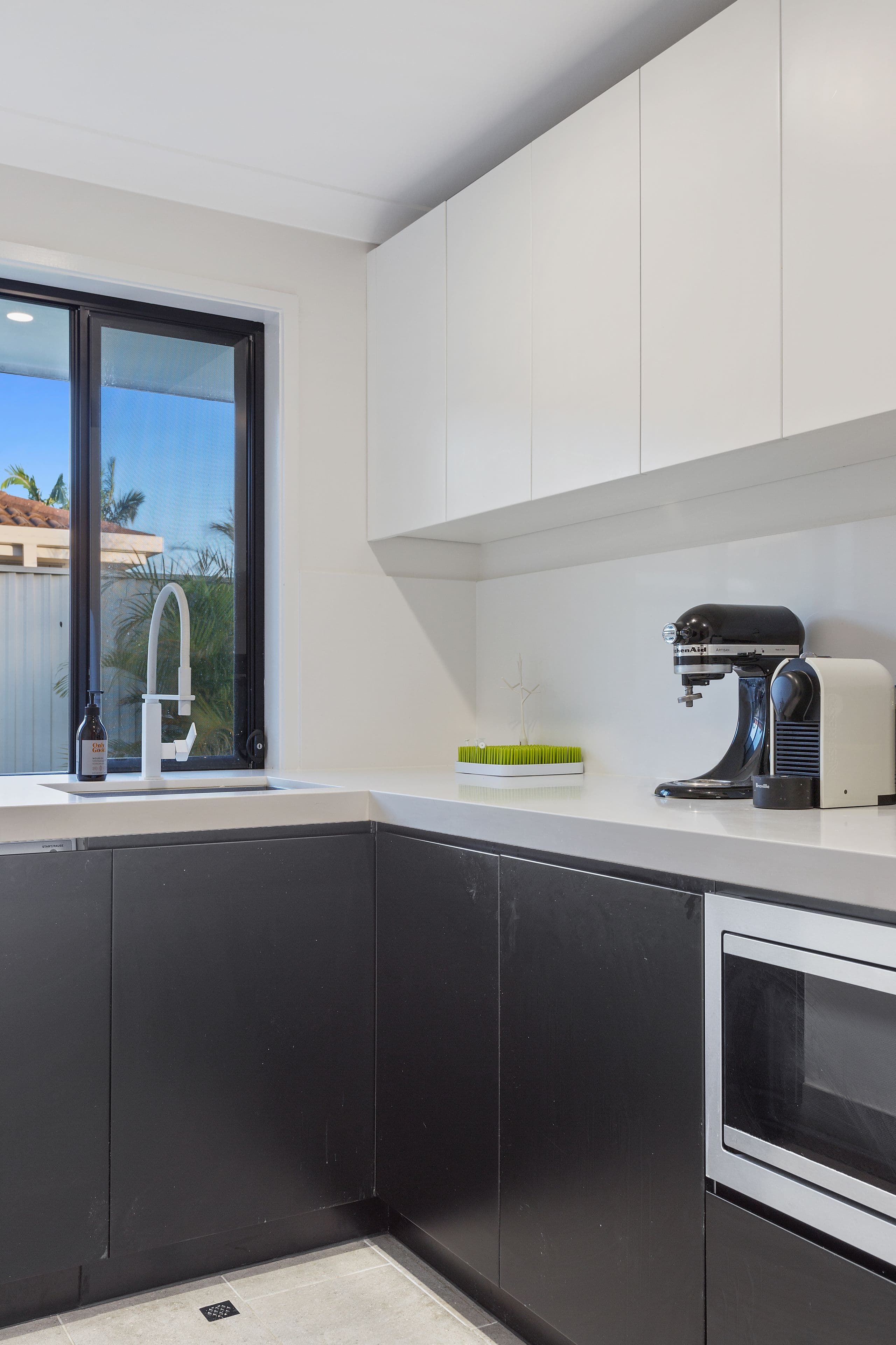 3 Oakland Court, Burleigh Waters QLD 4220, Burleigh Waters - Thumbnail 4