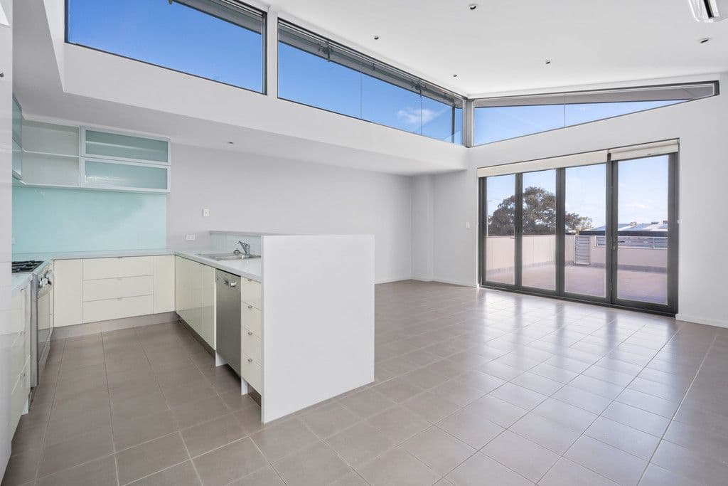 7/40 Waddell Road, Bicton WA 6157, Attadale - Image 1
