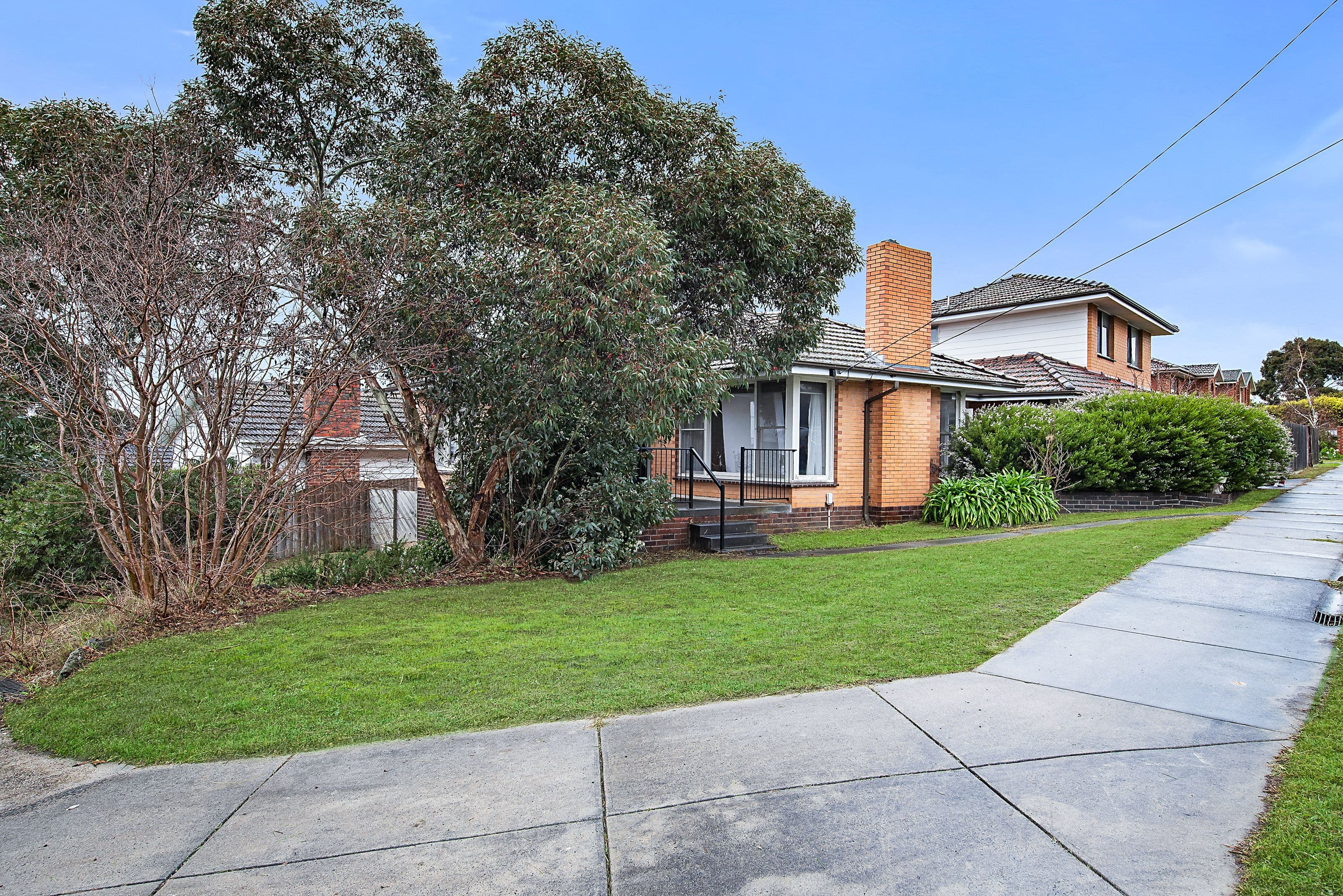 14 Barbara Avenue, Glen Waverley VIC 3150, Glen Waverley - Thumbnail 2