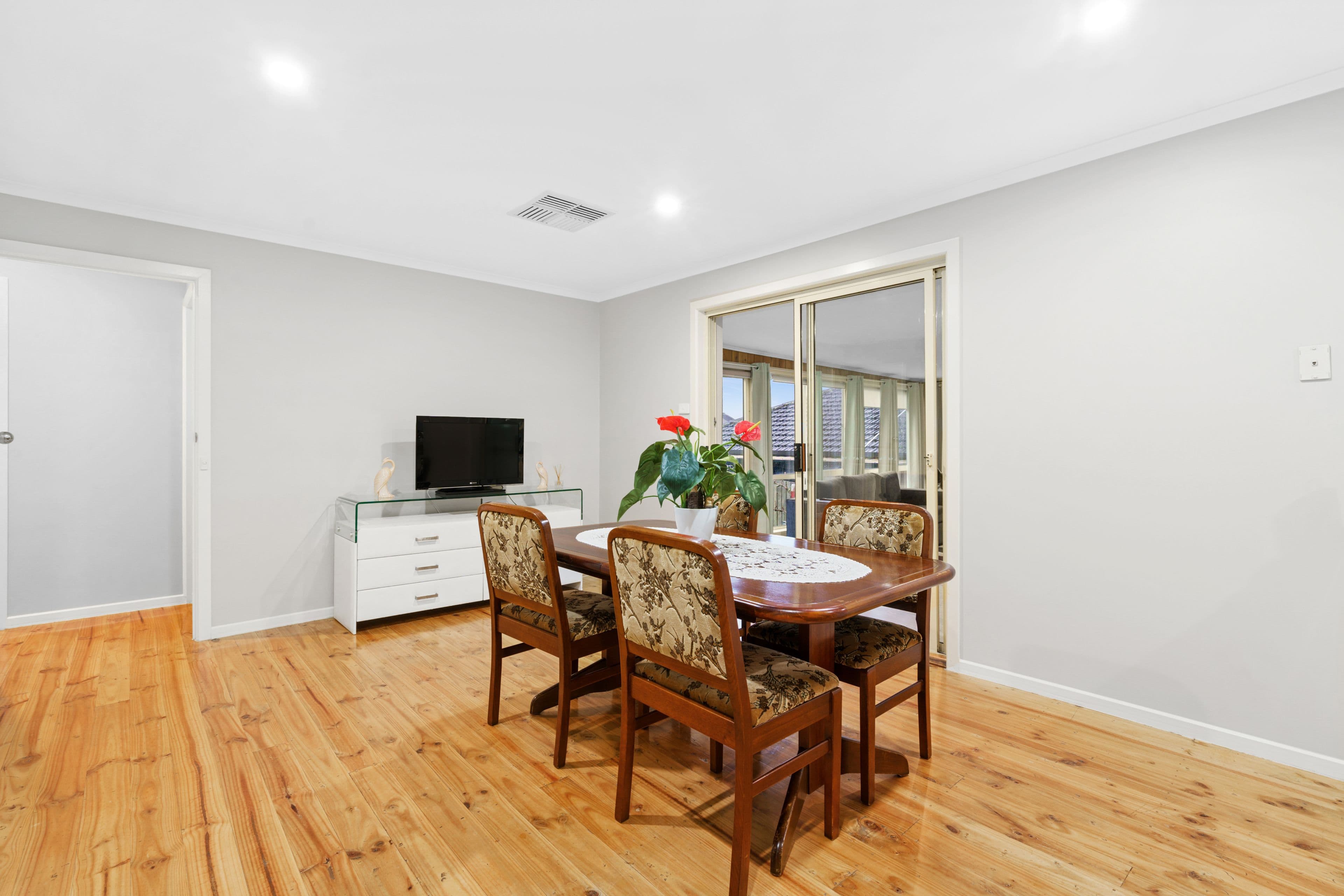 48 Woolnough Drive, Mill Park VIC 3082, Mill Park - Thumbnail 7